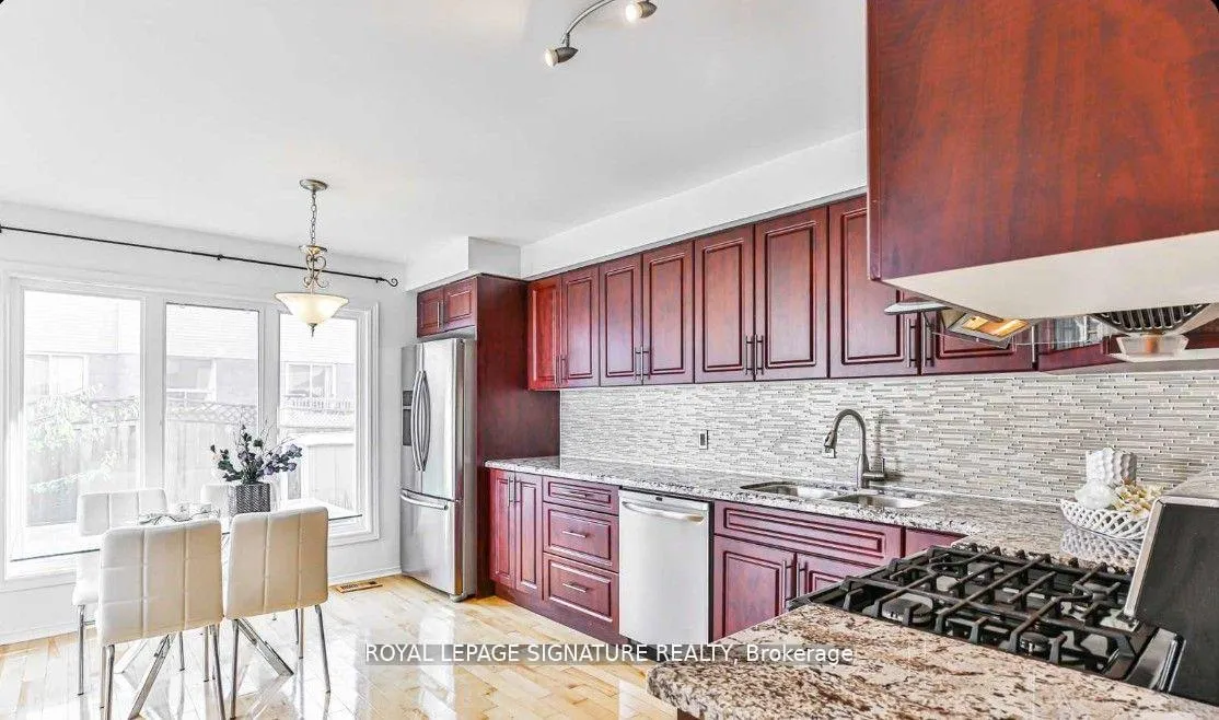 Photo 7 of 144 Reed Drive, Ajax, Central — HOMEH