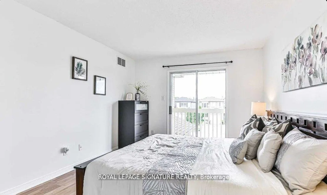 Photo 10 of 144 Reed Drive, Ajax, Central — HOMEH