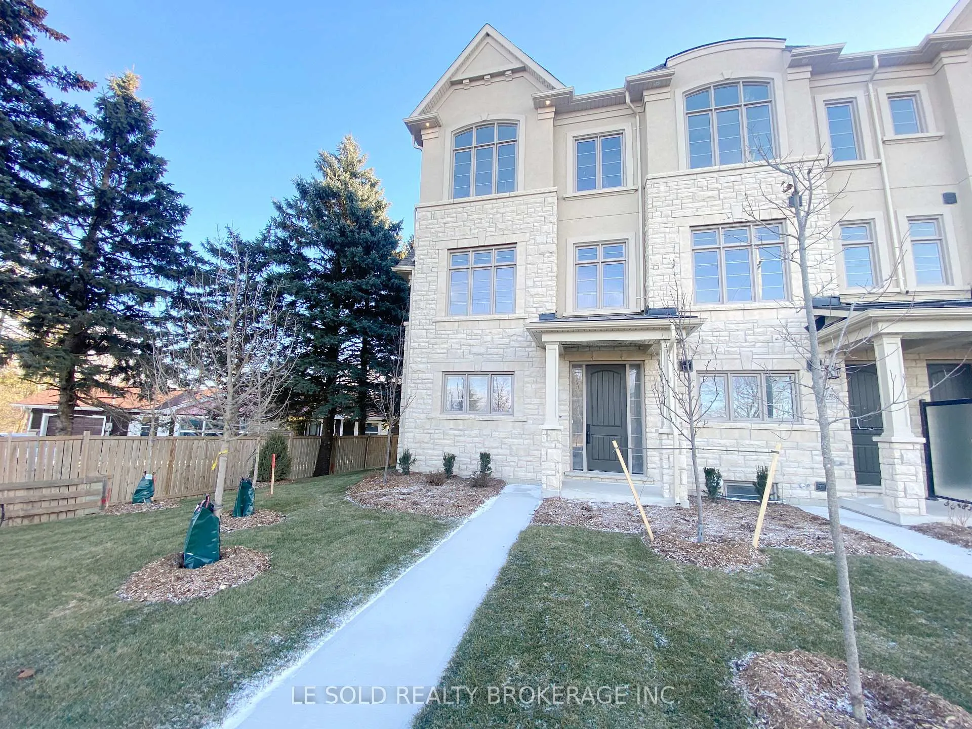 Photo 1 of Unit Upper, 4291 Major Mackenzie Drive E, Markham, Angus Glen — HOMEH