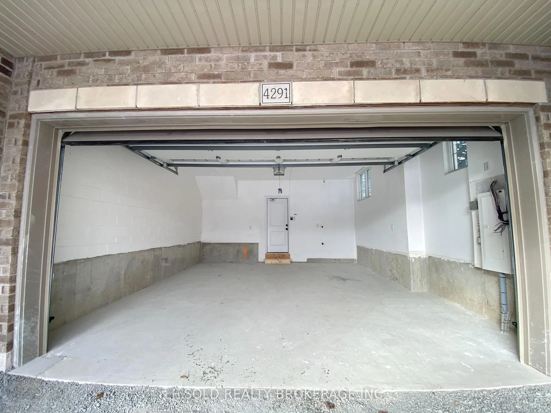 Photo 27 of Unit Upper, 4291 Major Mackenzie Drive E, Markham, Angus Glen — HOMEH