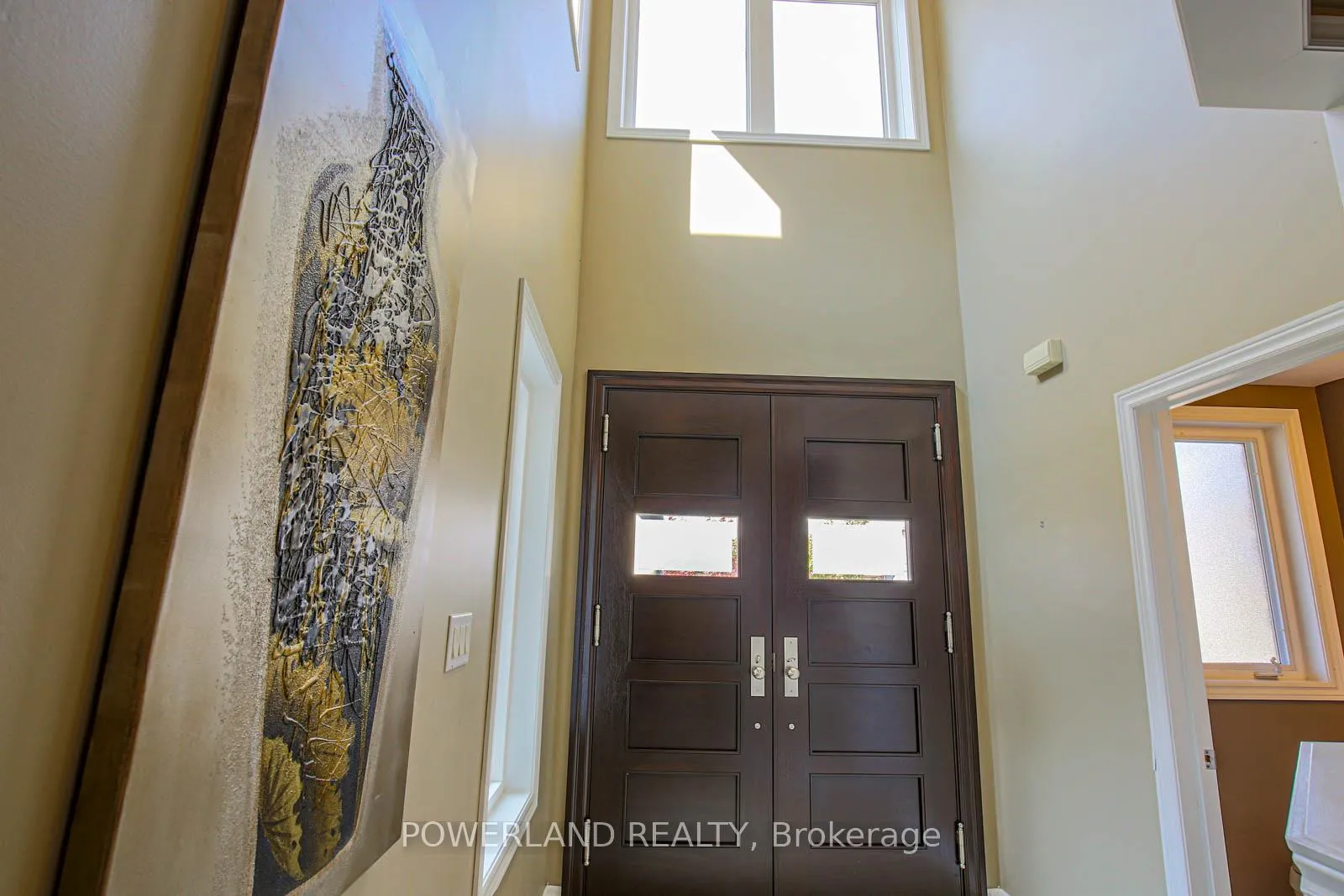Photo 4 of 87 Schuster Lane, Vaughan, Patterson — HOMEH
