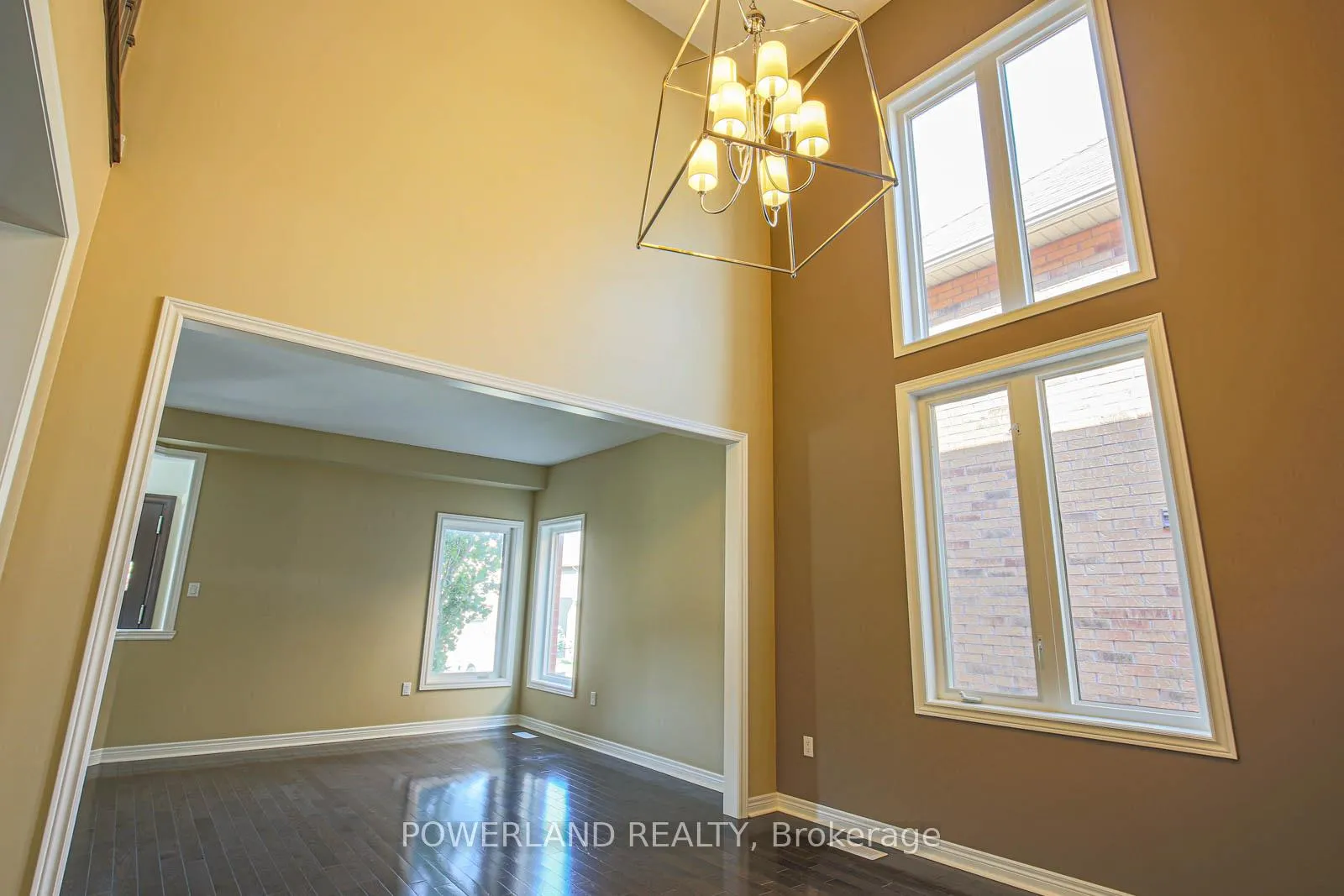 Photo 6 of 87 Schuster Lane, Vaughan, Patterson — HOMEH