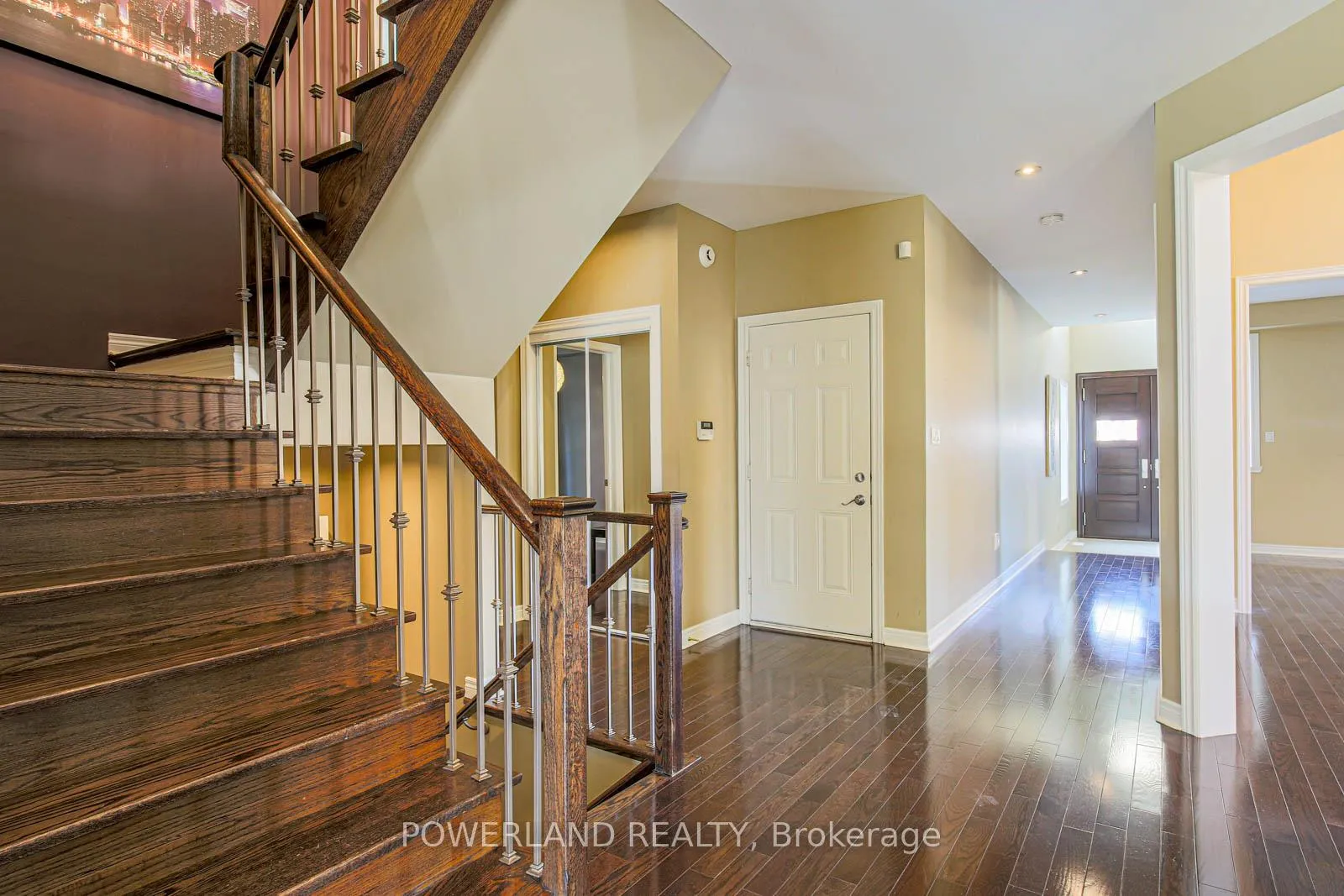 Photo 10 of 87 Schuster Lane, Vaughan, Patterson — HOMEH