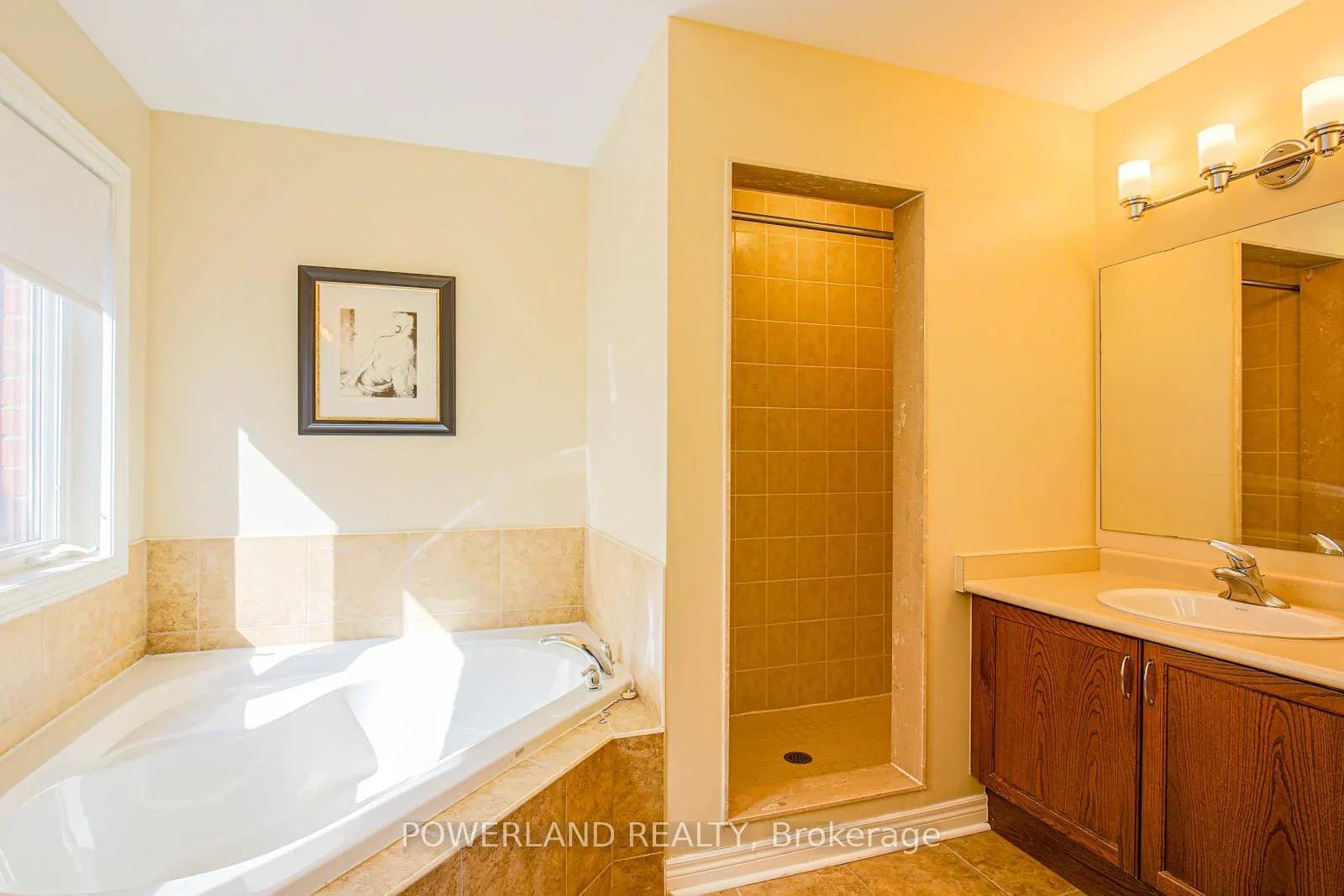 Photo 25 of 87 Schuster Lane, Vaughan, Patterson — HOMEH