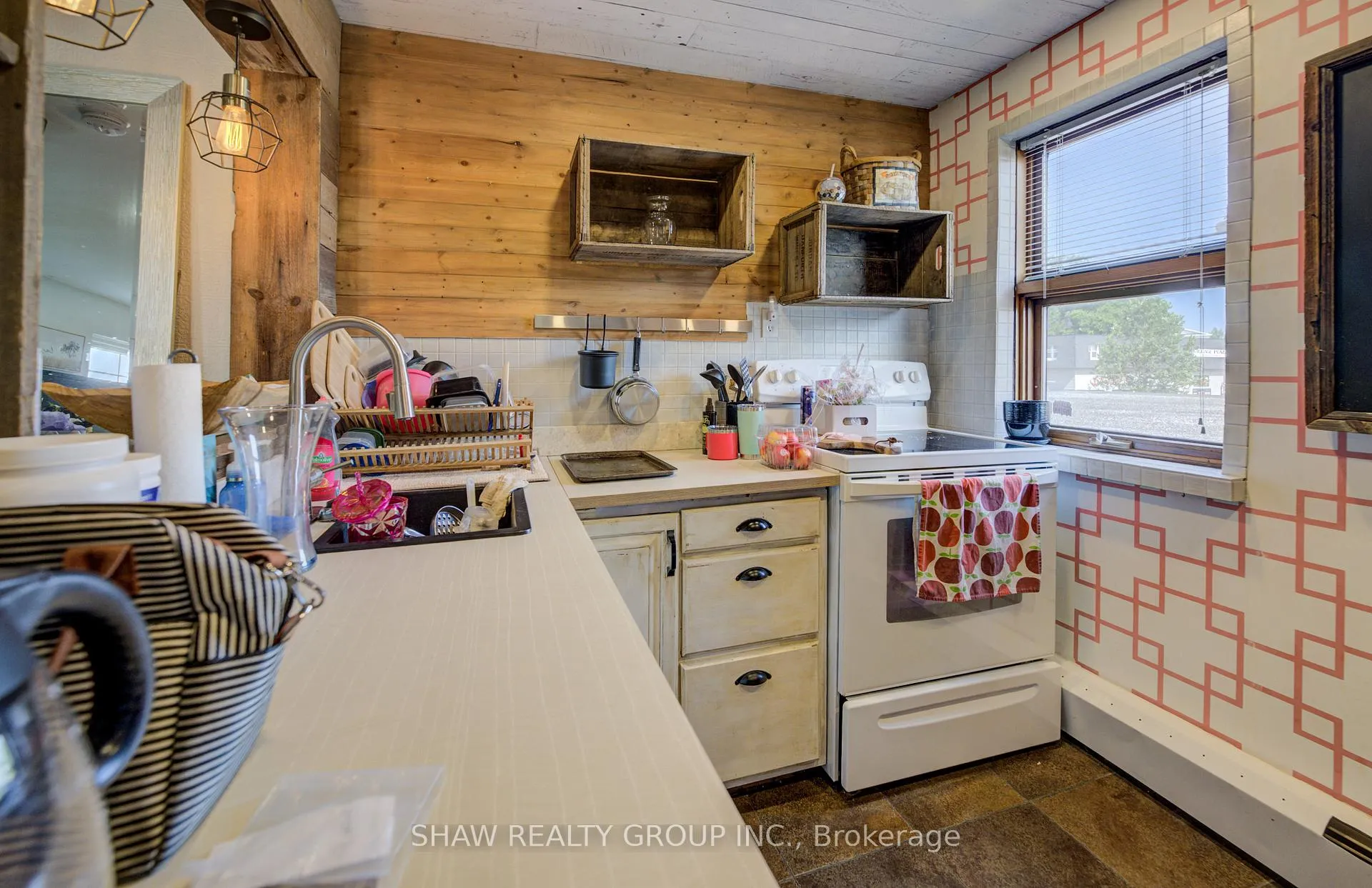Photo 9 of 1433 Pelham Street, Pelham, Fonthill — HOMEH
