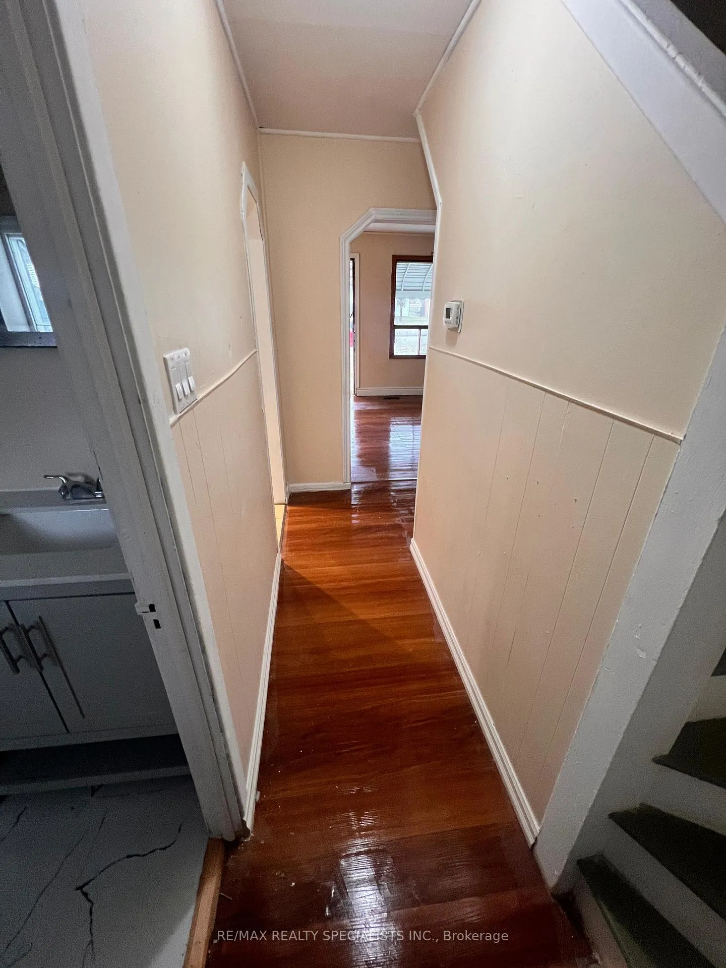 Photo 8 of 1256 California Avenue, Windsor — HOMEH