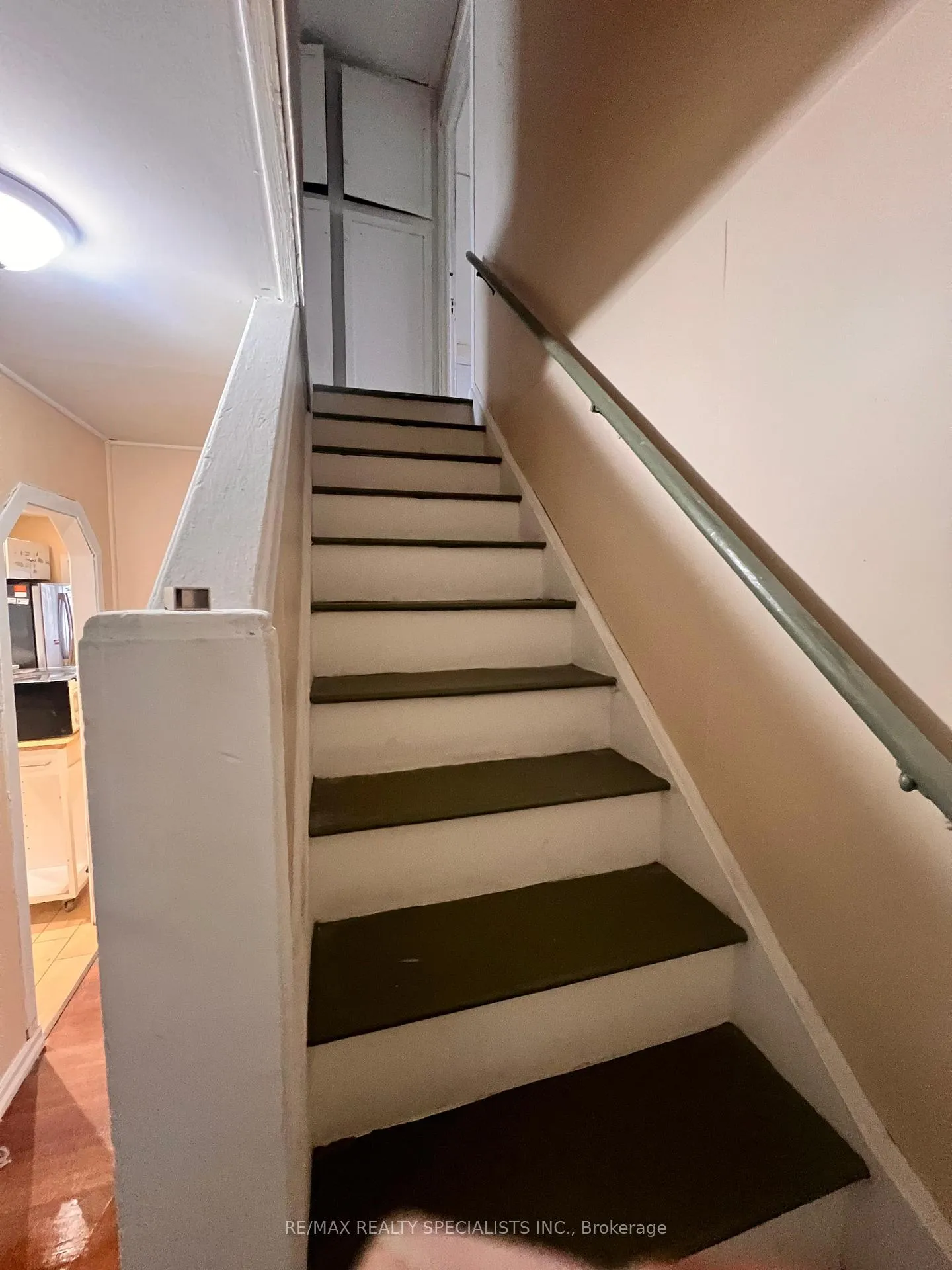 Photo 10 of 1256 California Avenue, Windsor — HOMEH
