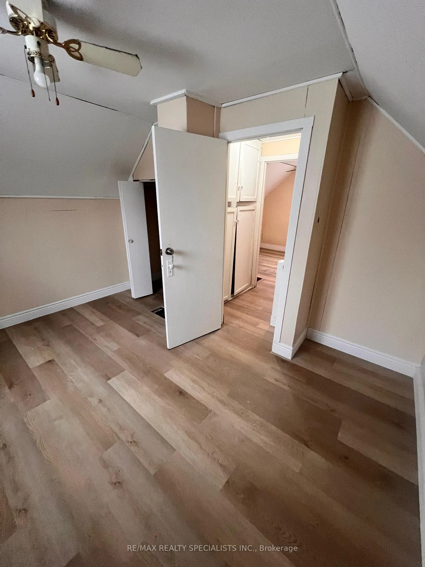 Photo 12 of 1256 California Avenue, Windsor — HOMEH