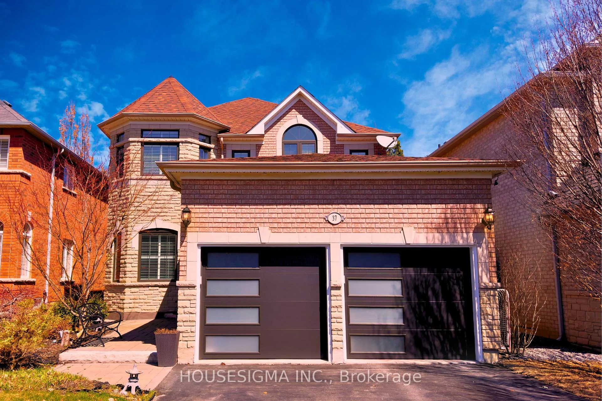 Photo 1 of 37 Kettle Court, Vaughan, Maple — HOMEH