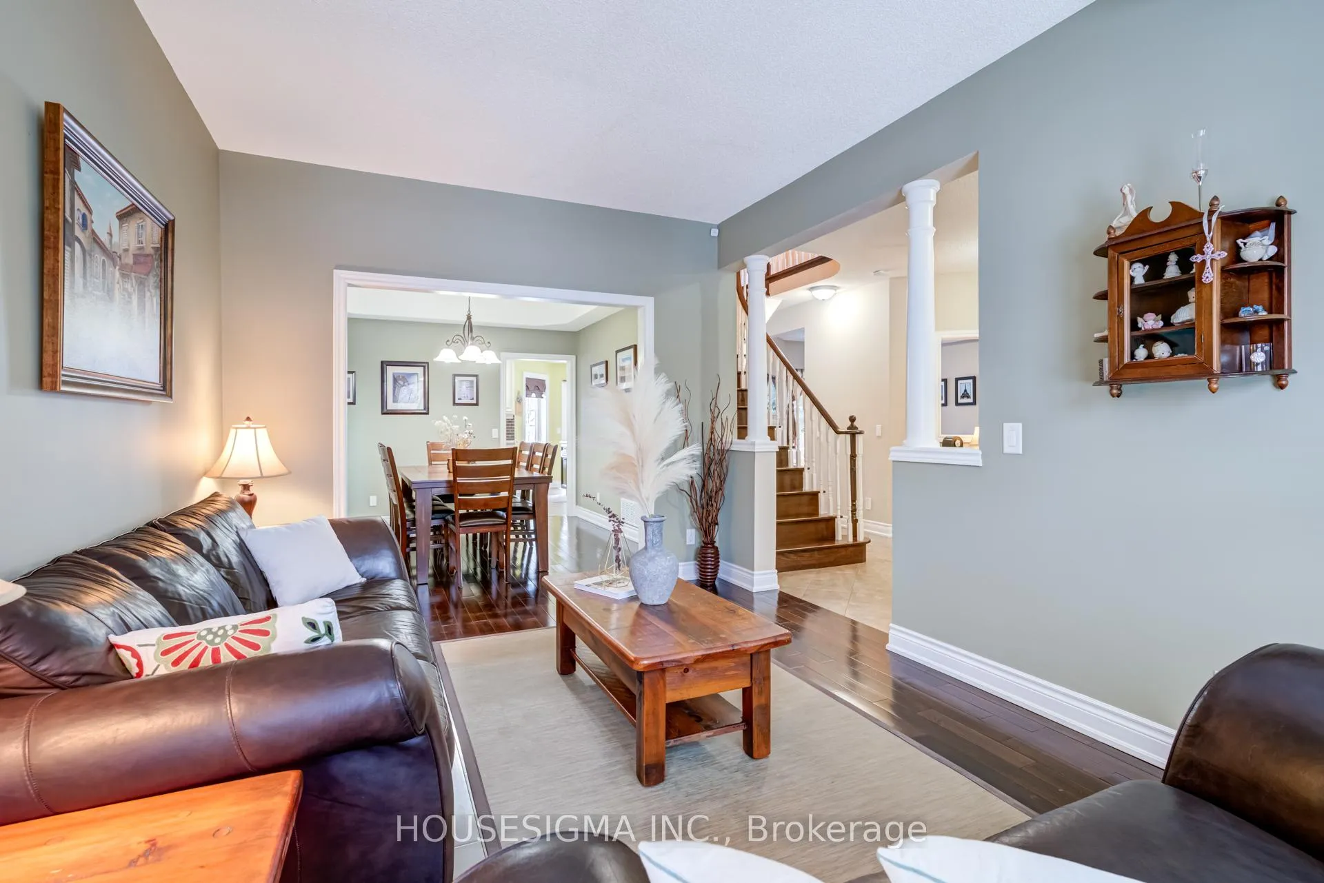 Photo 5 of 37 Kettle Court, Vaughan, Maple — HOMEH