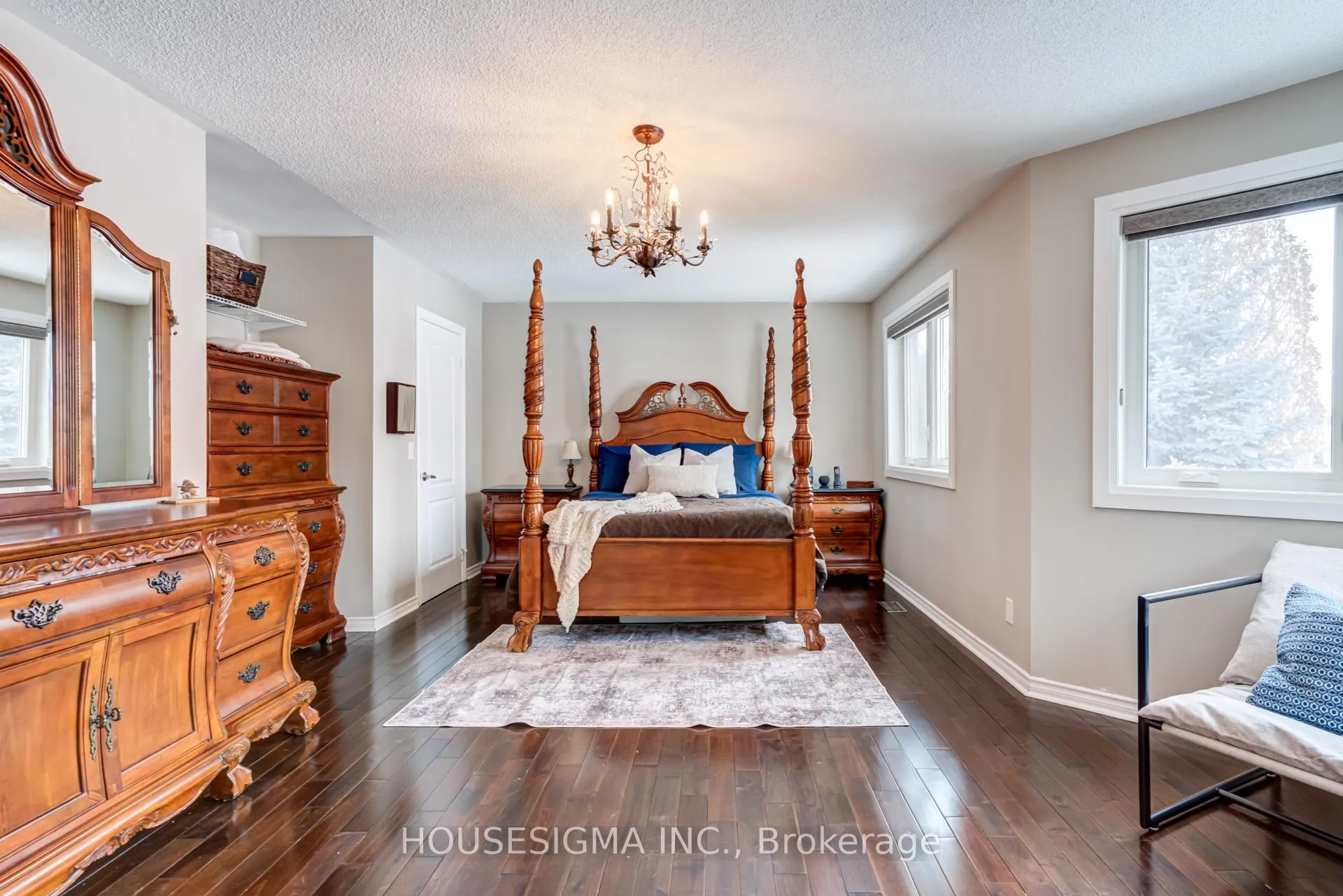 Photo 17 of 37 Kettle Court, Vaughan, Maple — HOMEH