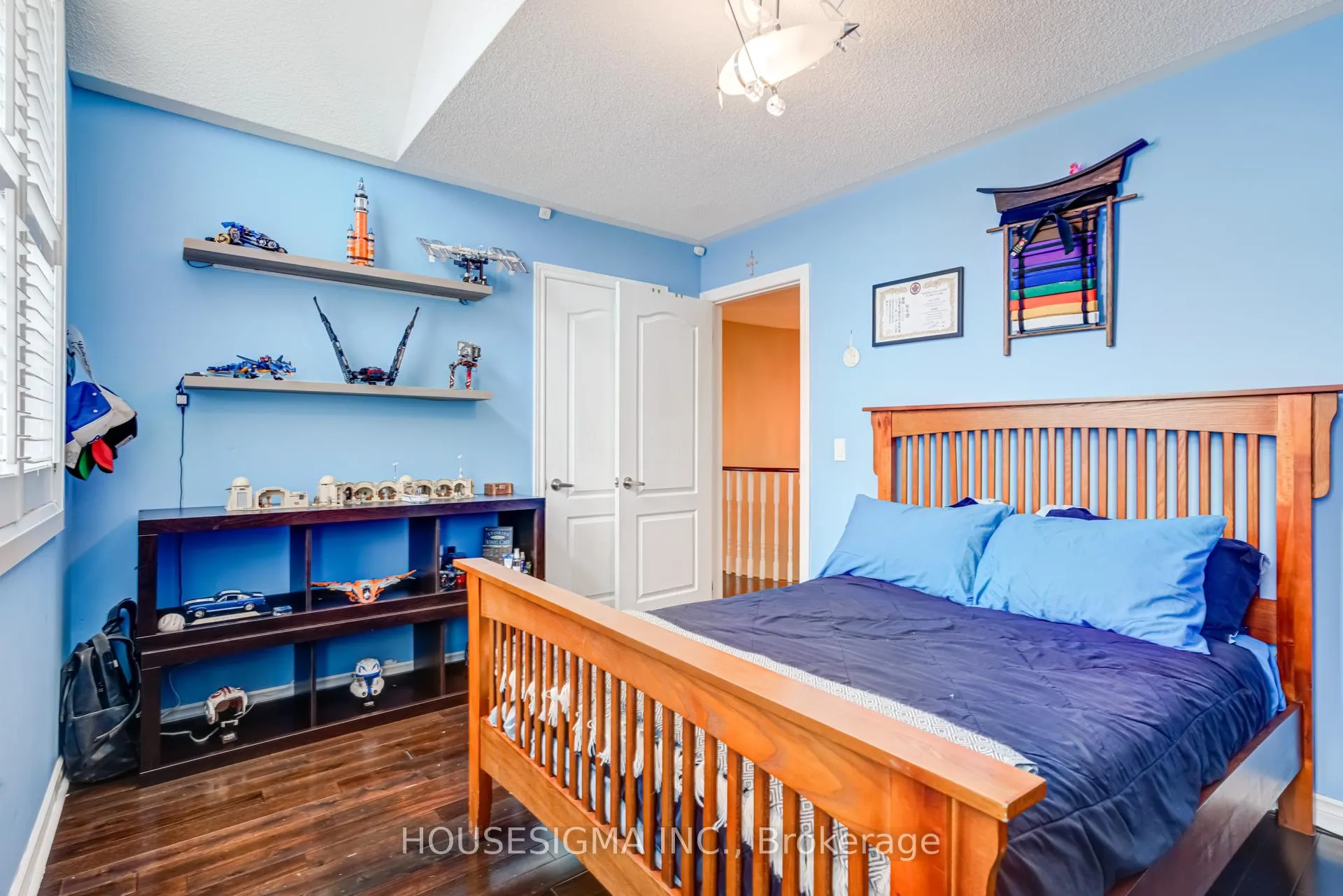 Photo 23 of 37 Kettle Court, Vaughan, Maple — HOMEH