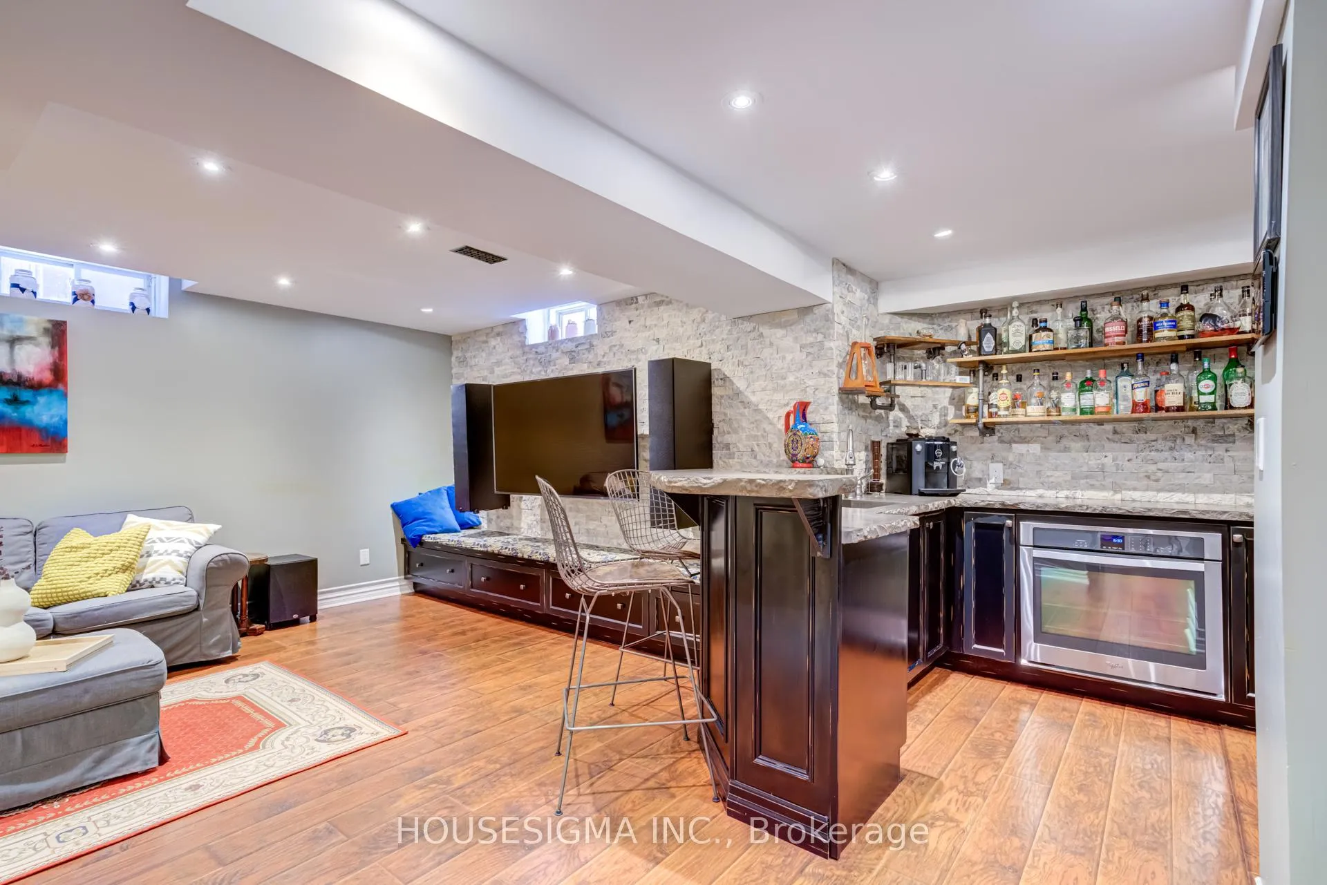 Photo 30 of 37 Kettle Court, Vaughan, Maple — HOMEH