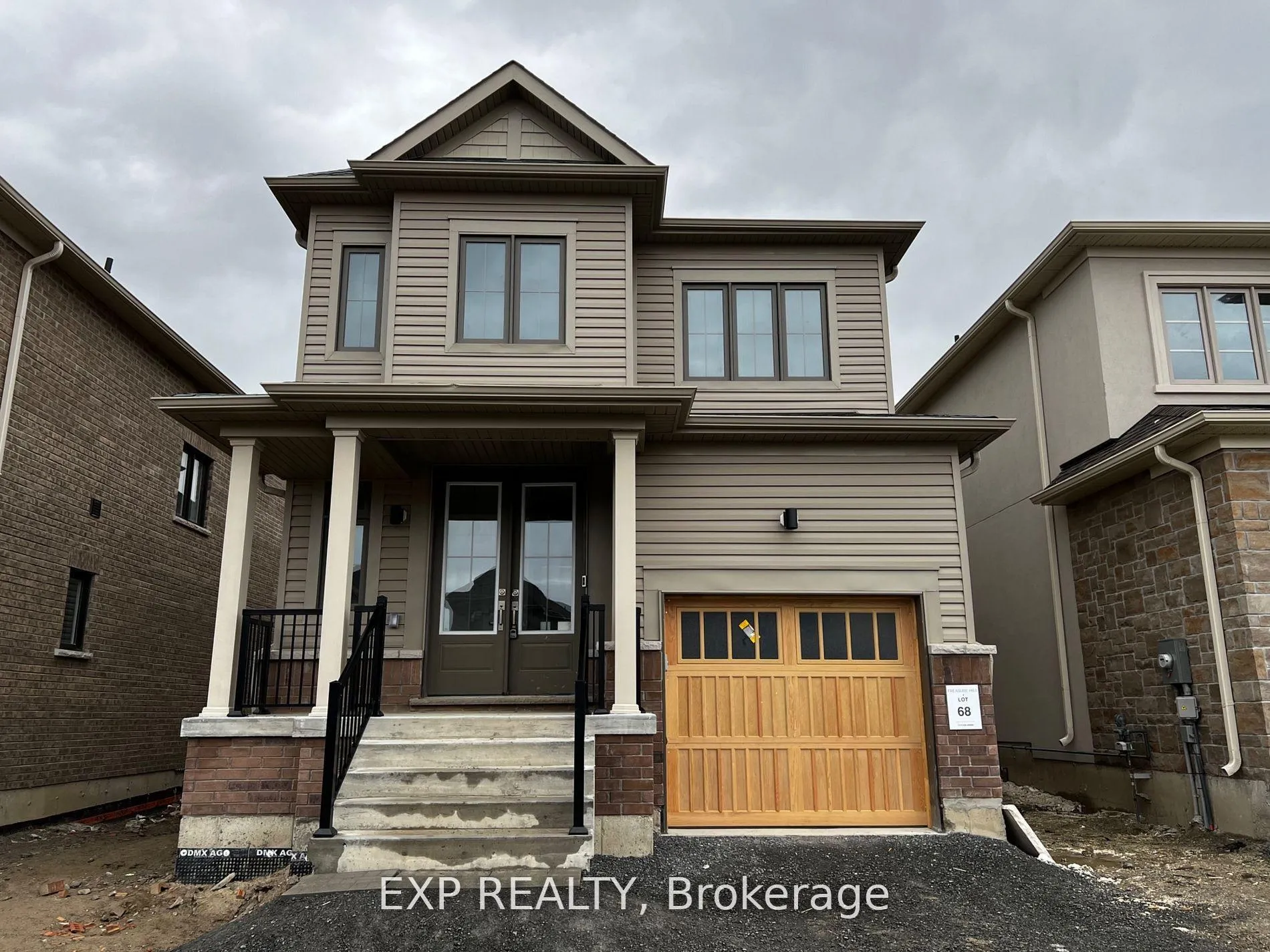 Photo 1 of 174 Flood Avenue, Clarington, Newcastle — HOMEH