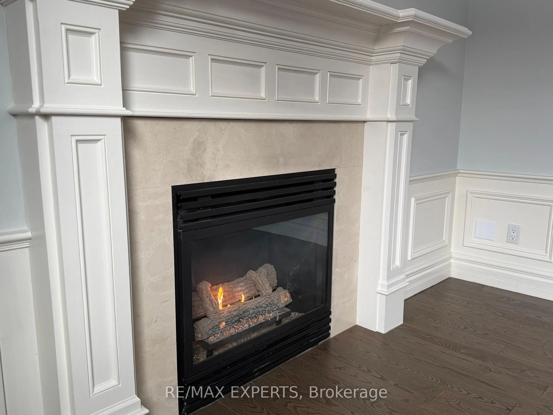 Photo 5 of Unit Lower, 56 Bordeaux Drive, Vaughan, East Woodbridge — HOMEH