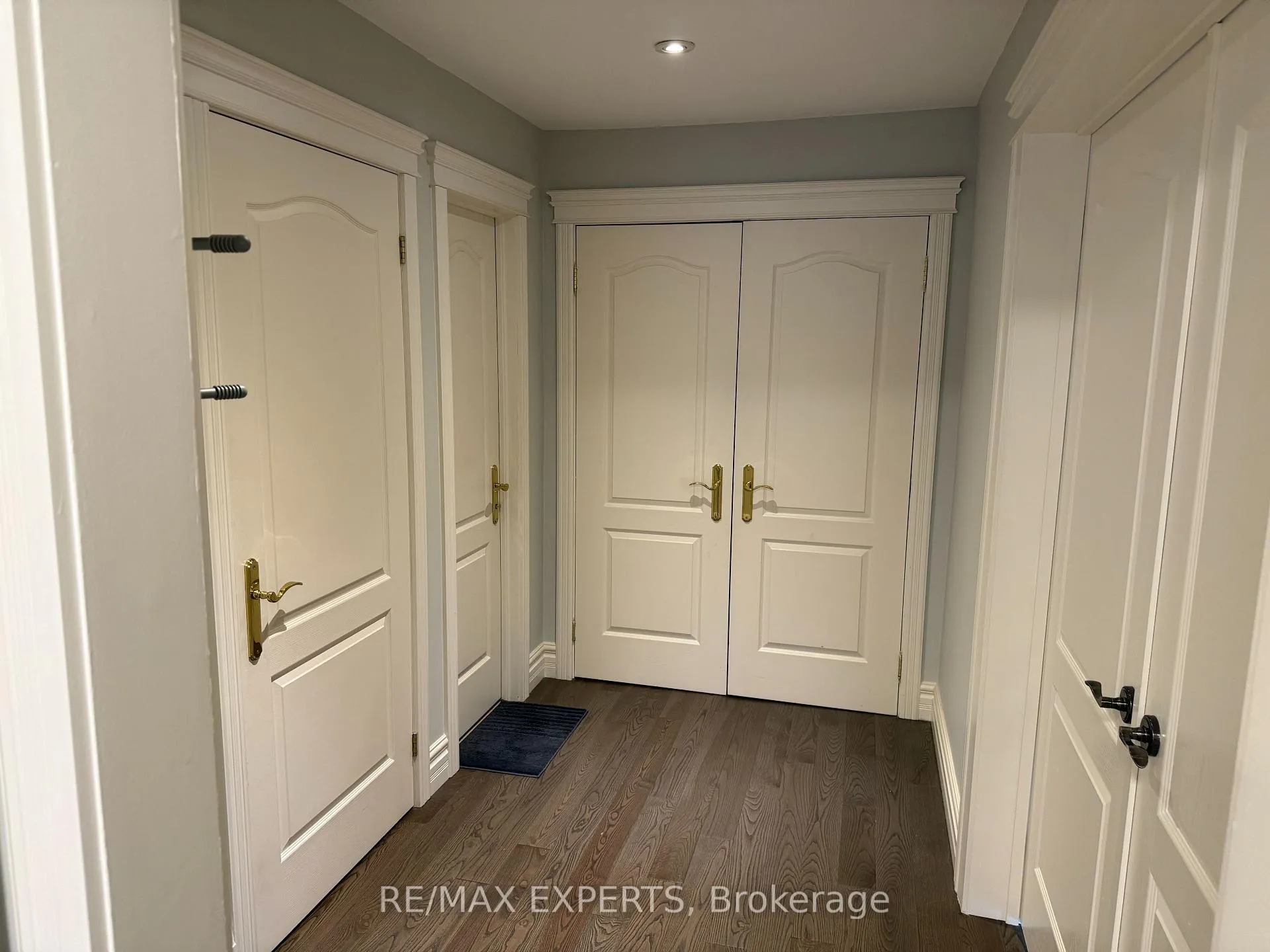 Photo 8 of Unit Lower, 56 Bordeaux Drive, Vaughan, East Woodbridge — HOMEH