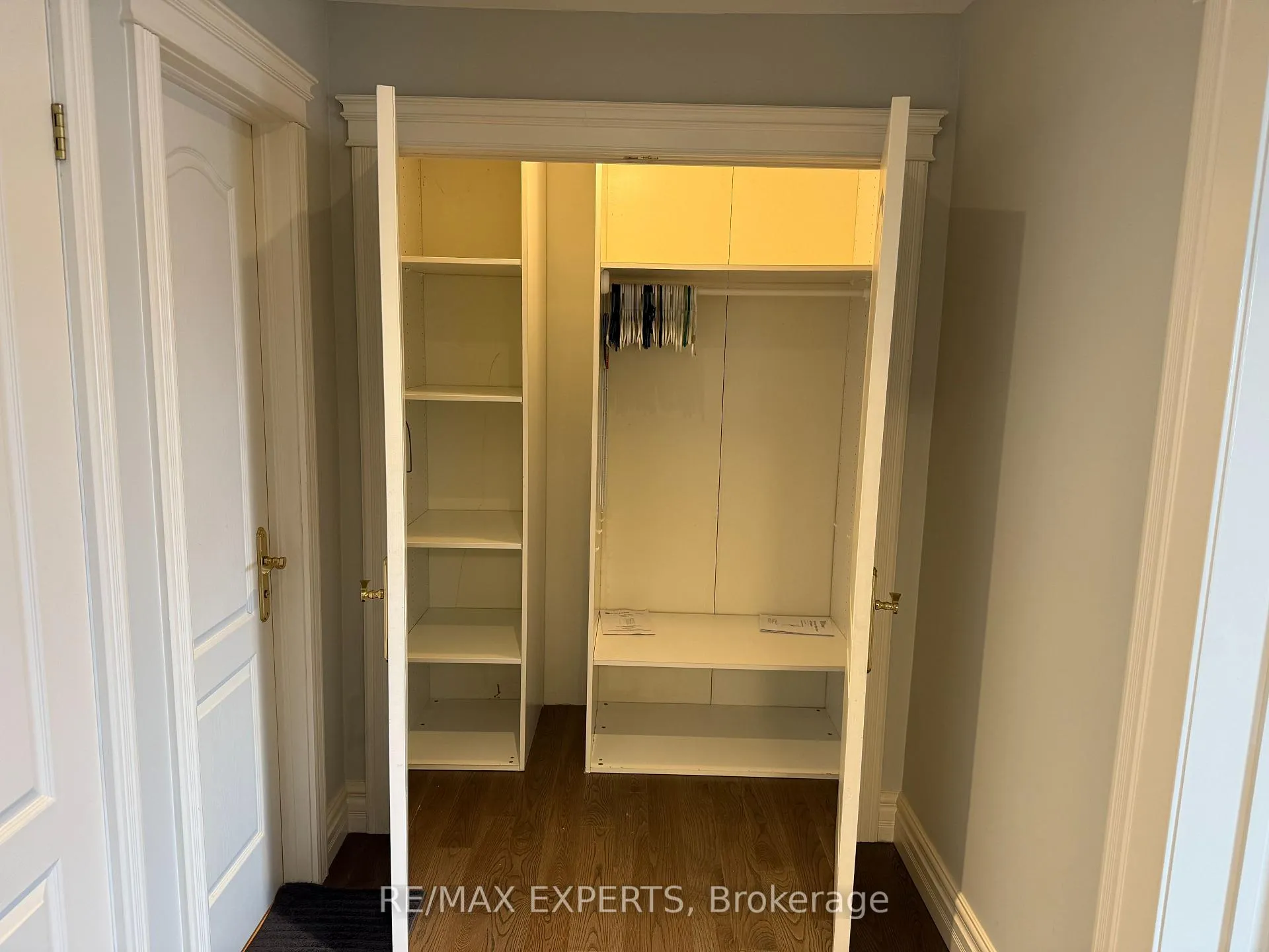 Photo 11 of Unit Lower, 56 Bordeaux Drive, Vaughan, East Woodbridge — HOMEH