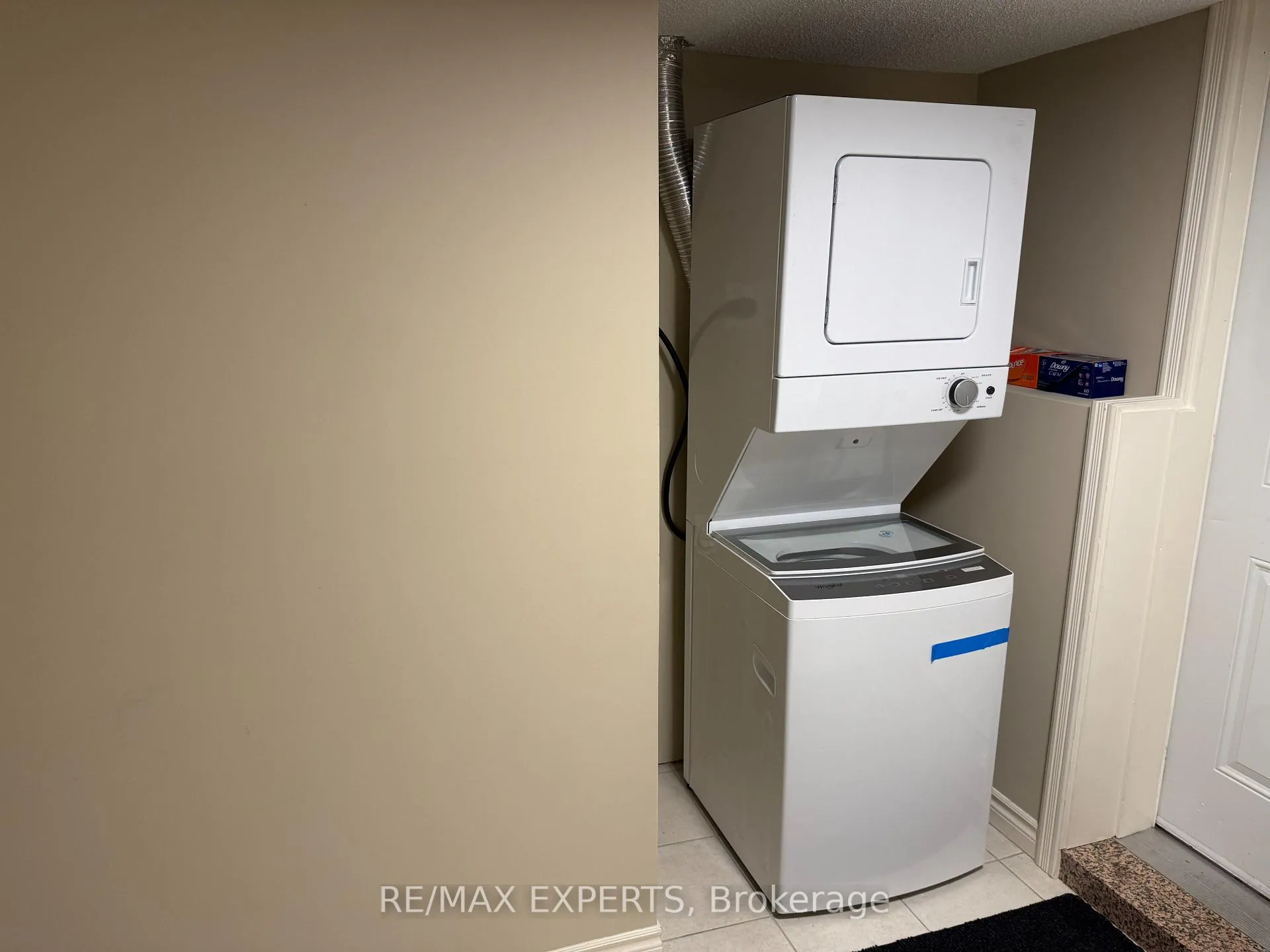 Photo 17 of Unit Lower, 56 Bordeaux Drive, Vaughan, East Woodbridge — HOMEH