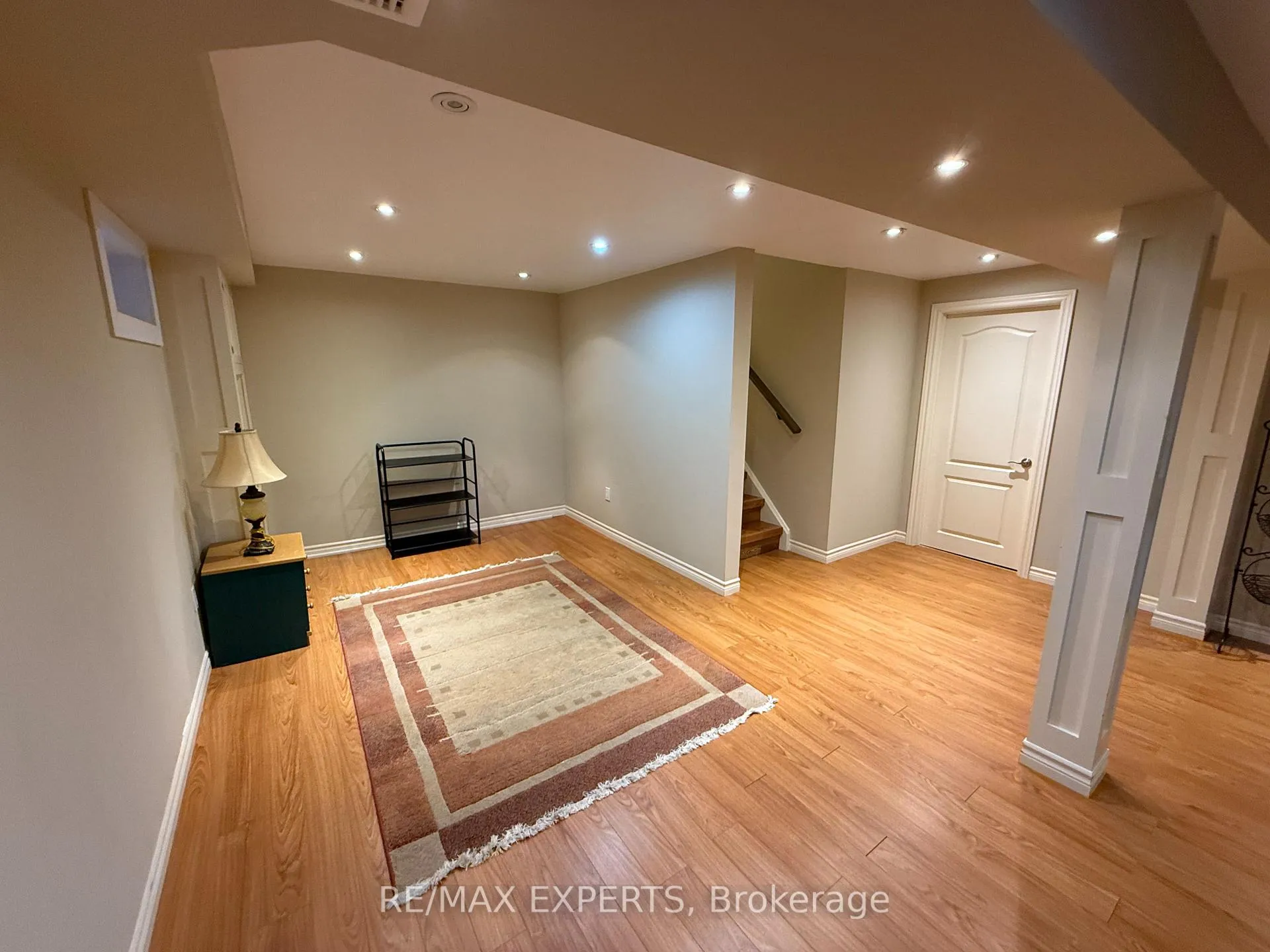 Photo 20 of Unit Lower, 56 Bordeaux Drive, Vaughan, East Woodbridge — HOMEH