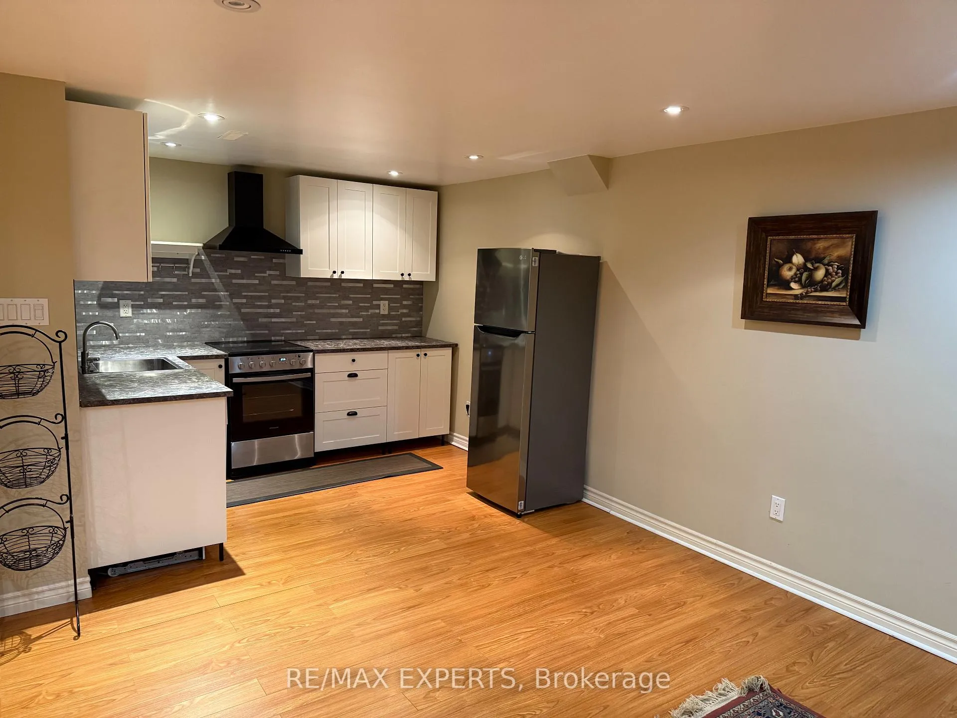 Photo 27 of Unit Lower, 56 Bordeaux Drive, Vaughan, East Woodbridge — HOMEH