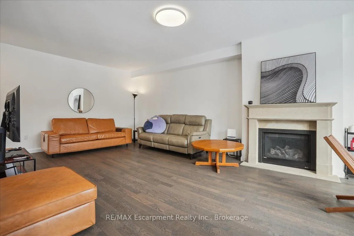 Photo 15 of 46 Dougherty Court, Hamilton, Meadowlands — HOMEH
