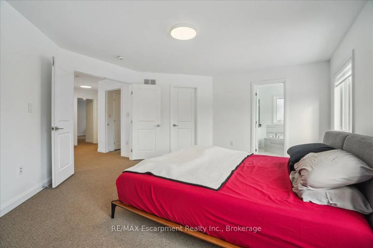 Photo 23 of 46 Dougherty Court, Hamilton, Meadowlands — HOMEH