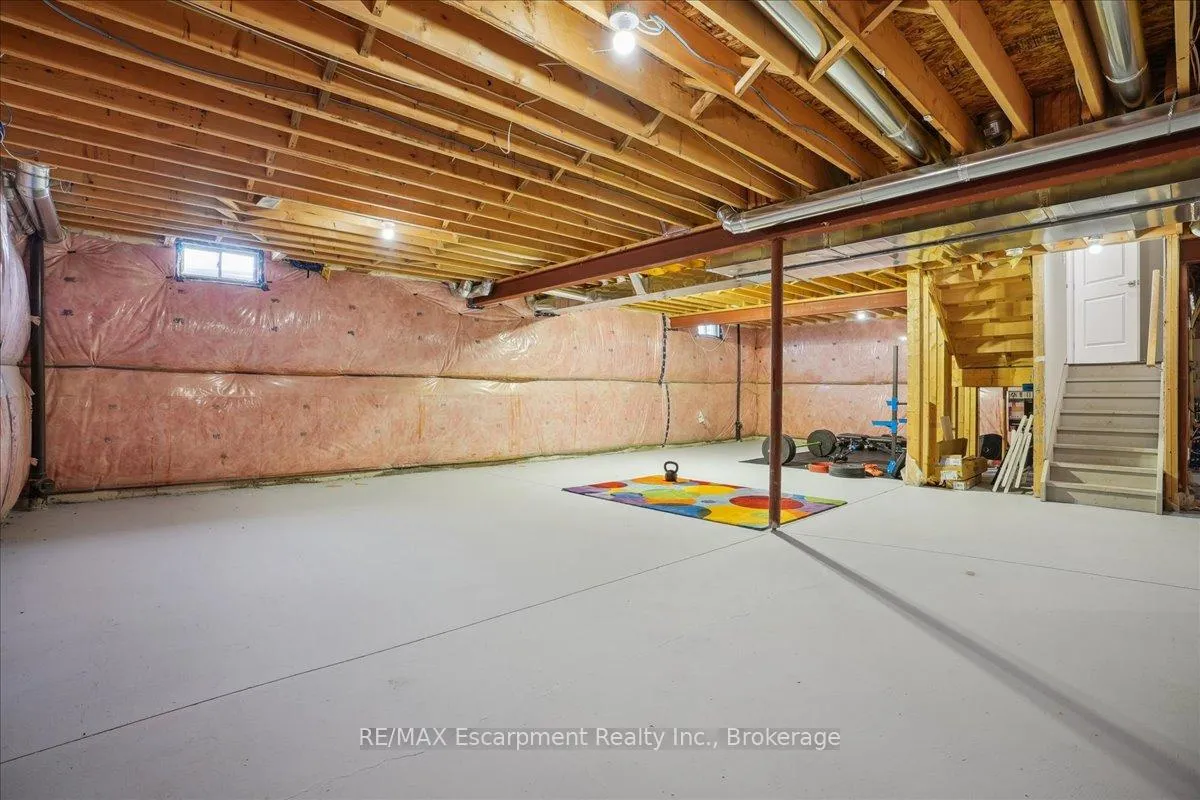 Photo 34 of 46 Dougherty Court, Hamilton, Meadowlands — HOMEH