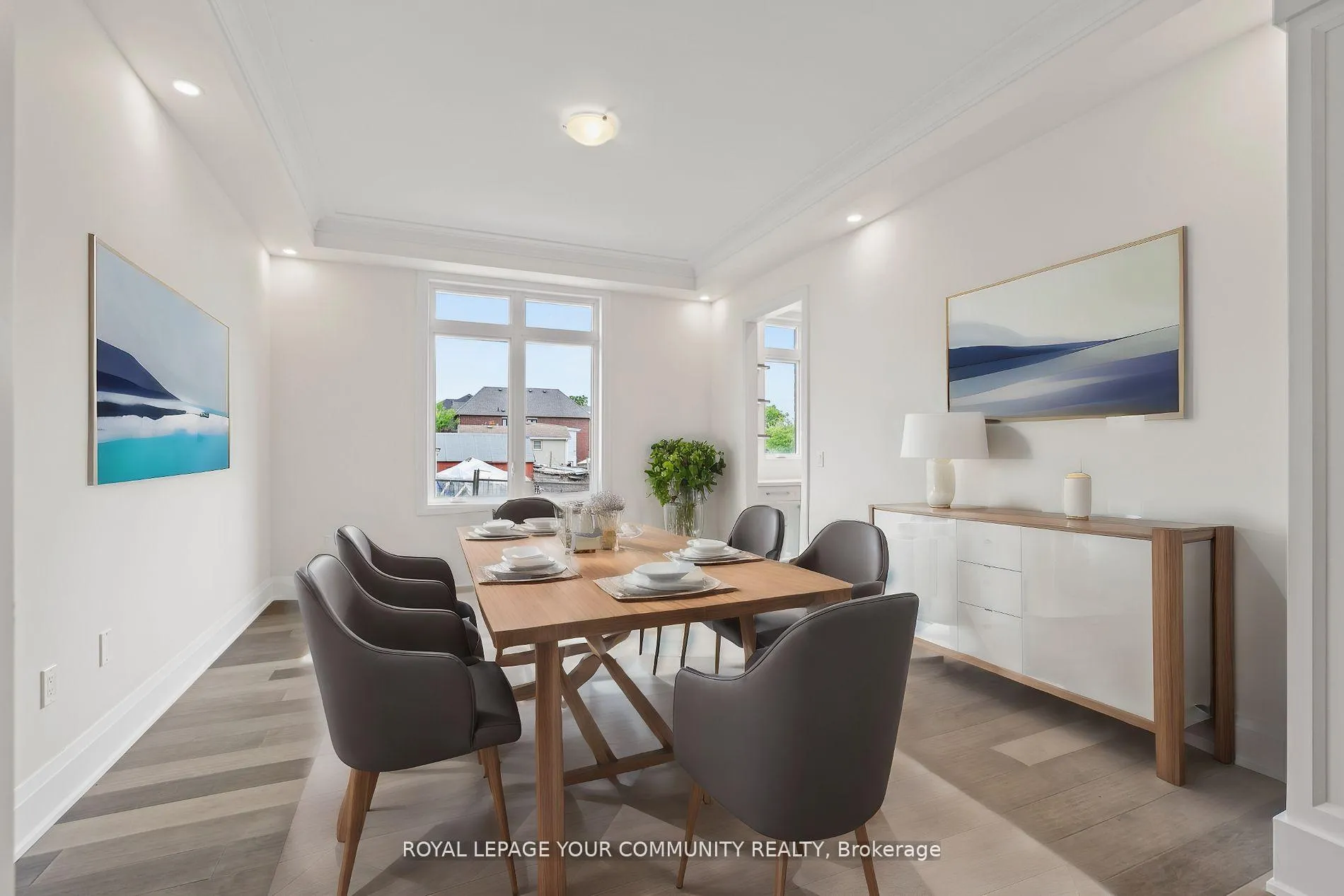 Photo 9 of 74 Bond Crescent, Richmond Hill, Oak Ridges — HOMEH