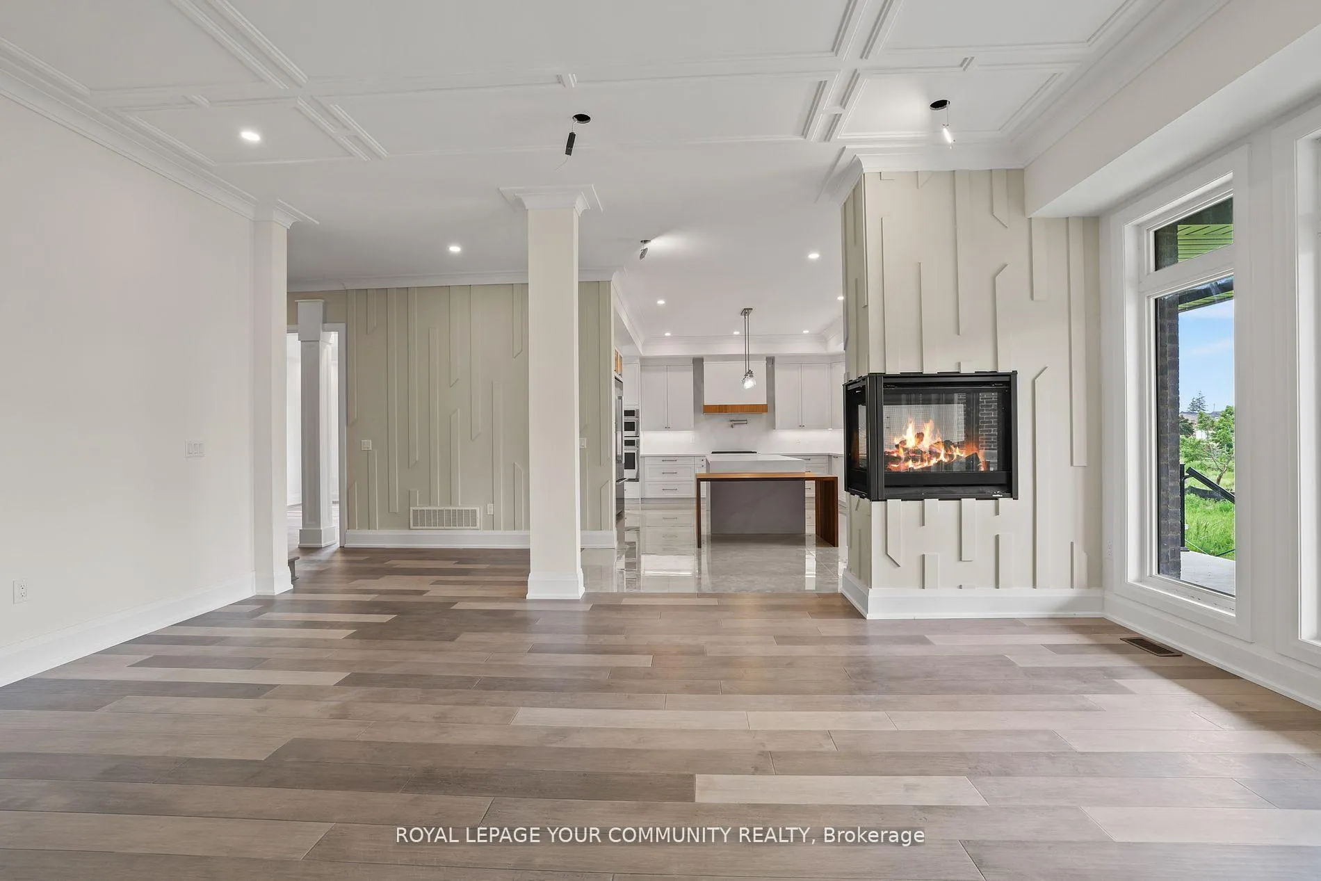 Photo 14 of 74 Bond Crescent, Richmond Hill, Oak Ridges — HOMEH