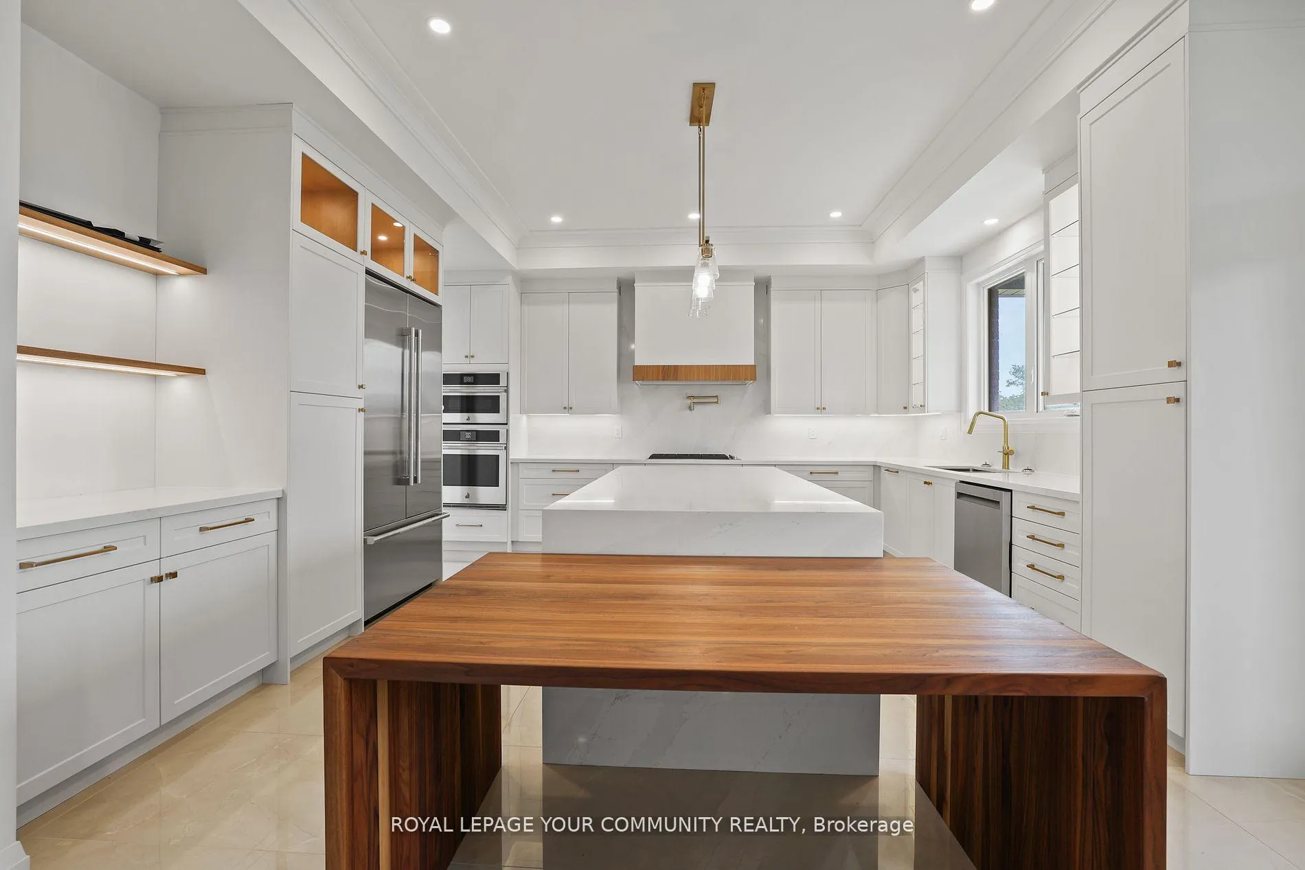 Photo 16 of 74 Bond Crescent, Richmond Hill, Oak Ridges — HOMEH