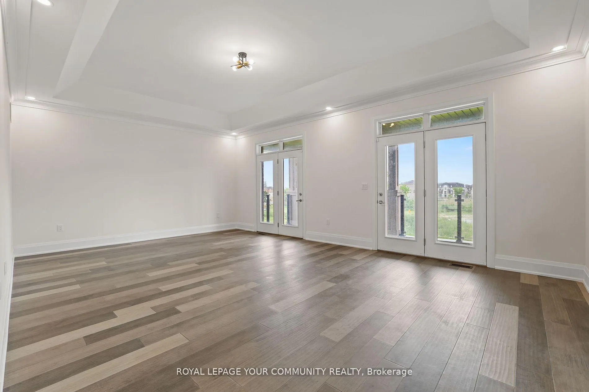 Photo 25 of 74 Bond Crescent, Richmond Hill, Oak Ridges — HOMEH