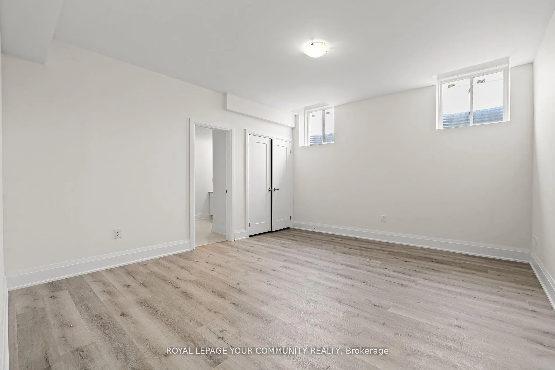 Photo 36 of 74 Bond Crescent, Richmond Hill, Oak Ridges — HOMEH