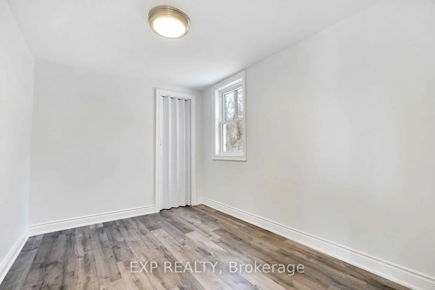Photo 15 of 1620 Simcoe Street N, Oshawa, Samac — HOMEH