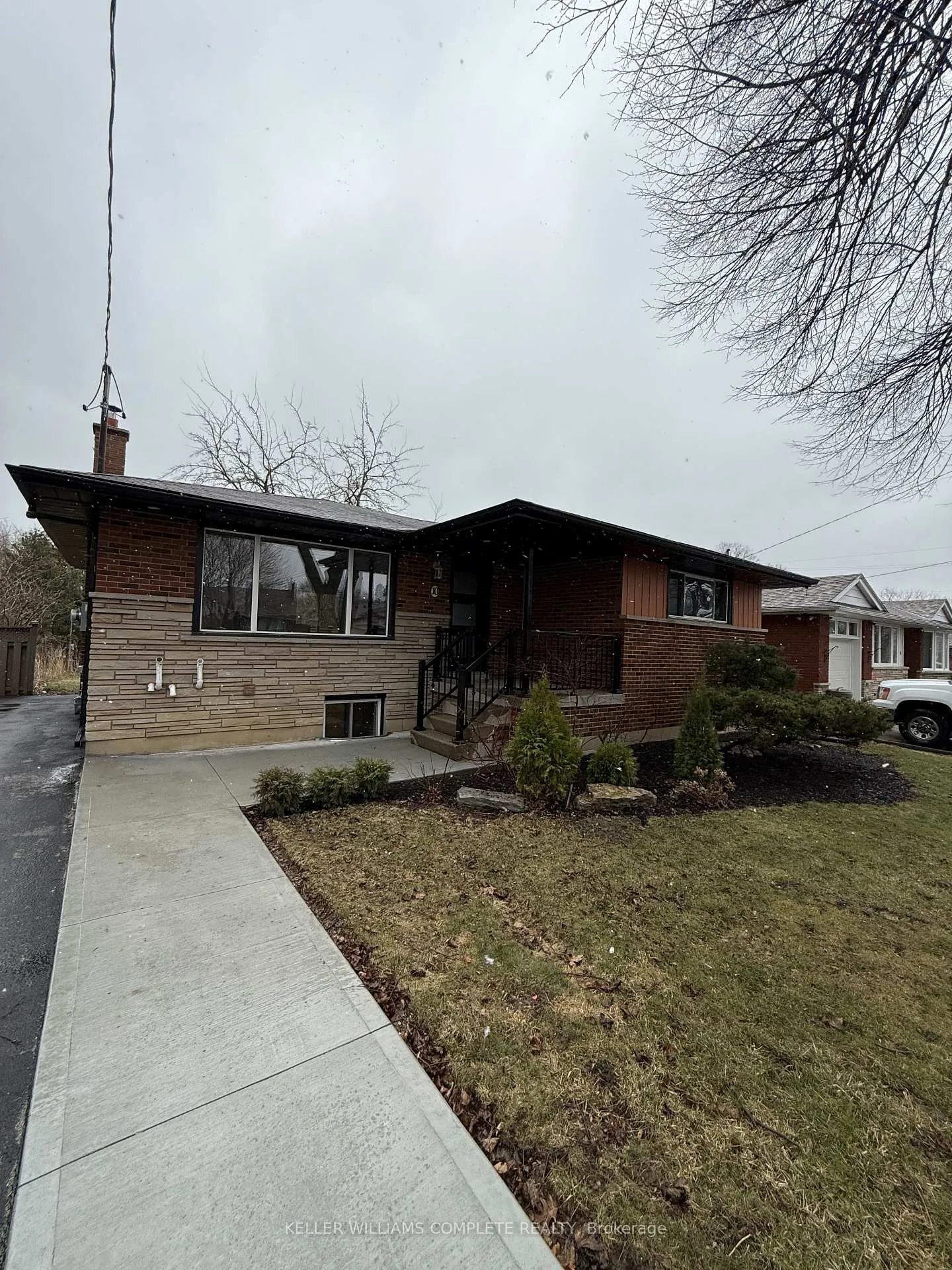 Photo 1 of 10 Fisher Crescent, Hamilton, Westcliffe — HOMEH