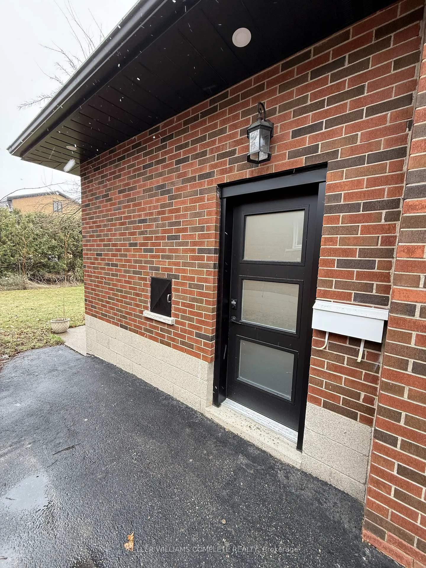 Photo 3 of 10 Fisher Crescent, Hamilton, Westcliffe — HOMEH