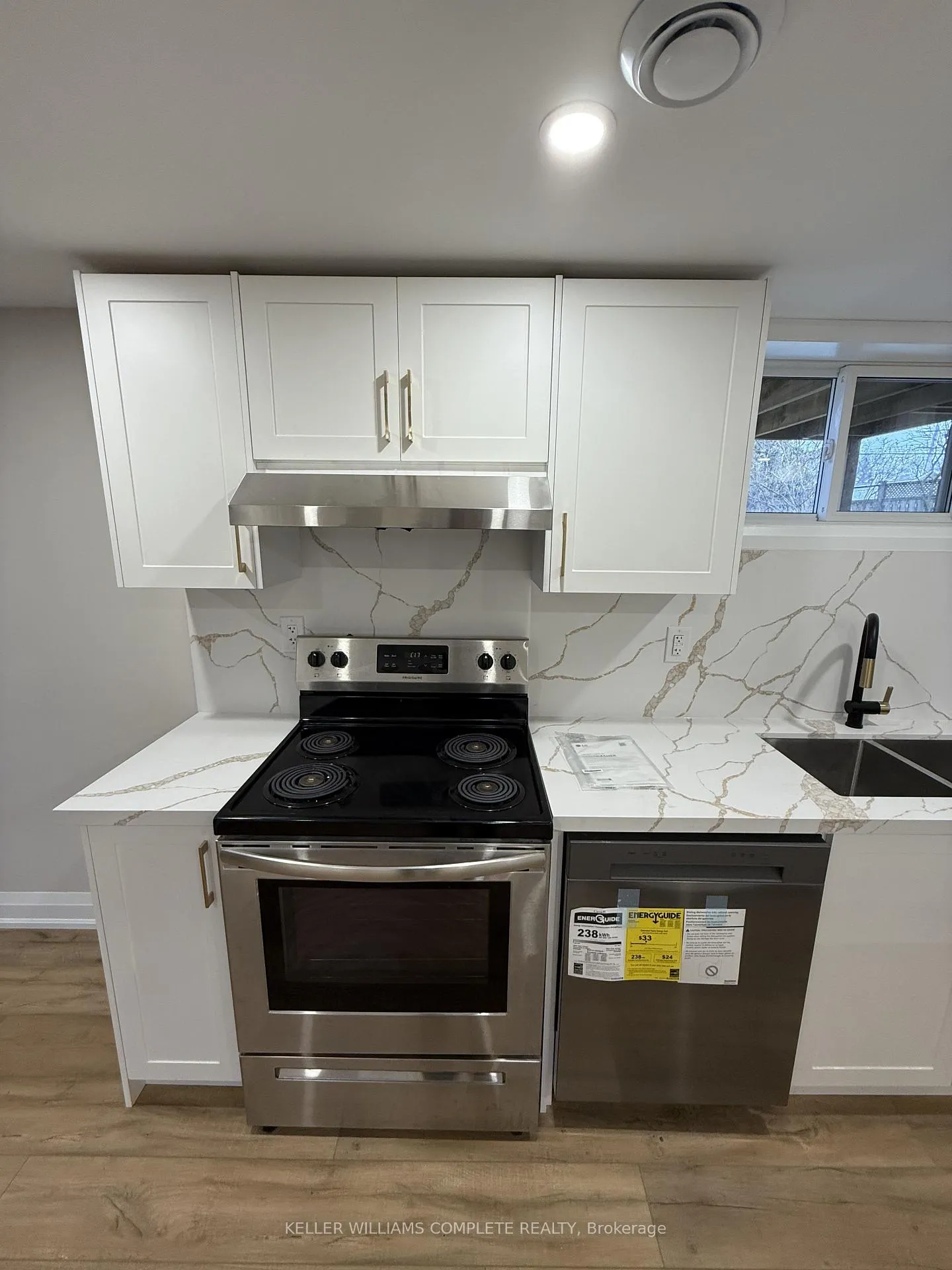Photo 13 of 10 Fisher Crescent, Hamilton, Westcliffe — HOMEH
