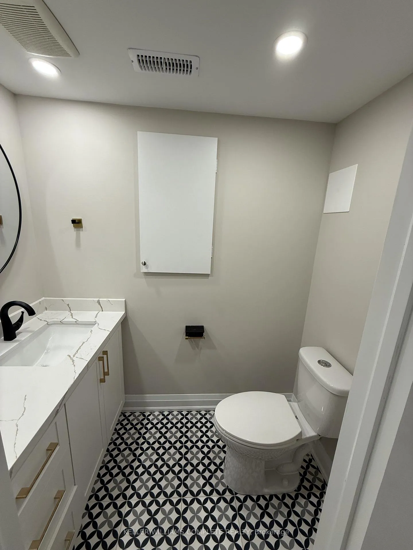 Photo 17 of 10 Fisher Crescent, Hamilton, Westcliffe — HOMEH