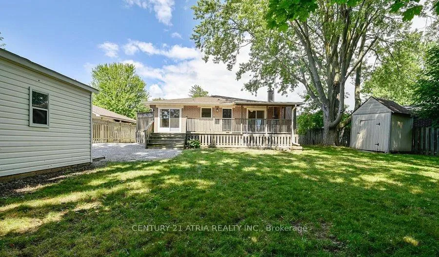 Photo 18 of Unit Main, 801 Krosno Boulevard, Pickering, Bay Ridges — HOMEH