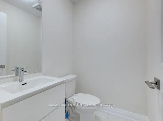 Photo 19 of 74 Salterton Circle, Vaughan, Maple — HOMEH