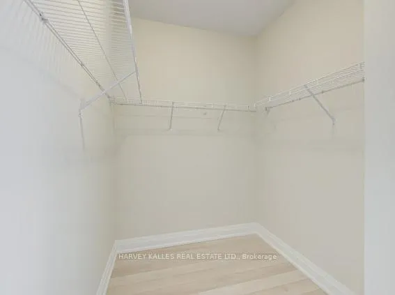 Photo 25 of 74 Salterton Circle, Vaughan, Maple — HOMEH