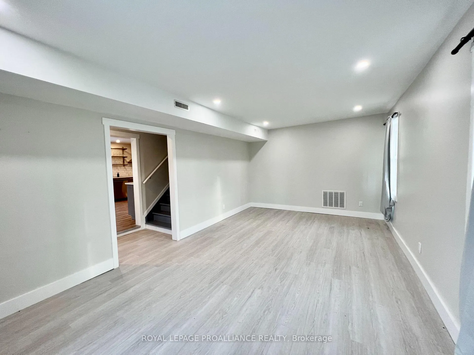 Photo 5 of 51 Reddick Street, Prince Edward County, Ameliasburgh — HOMEH
