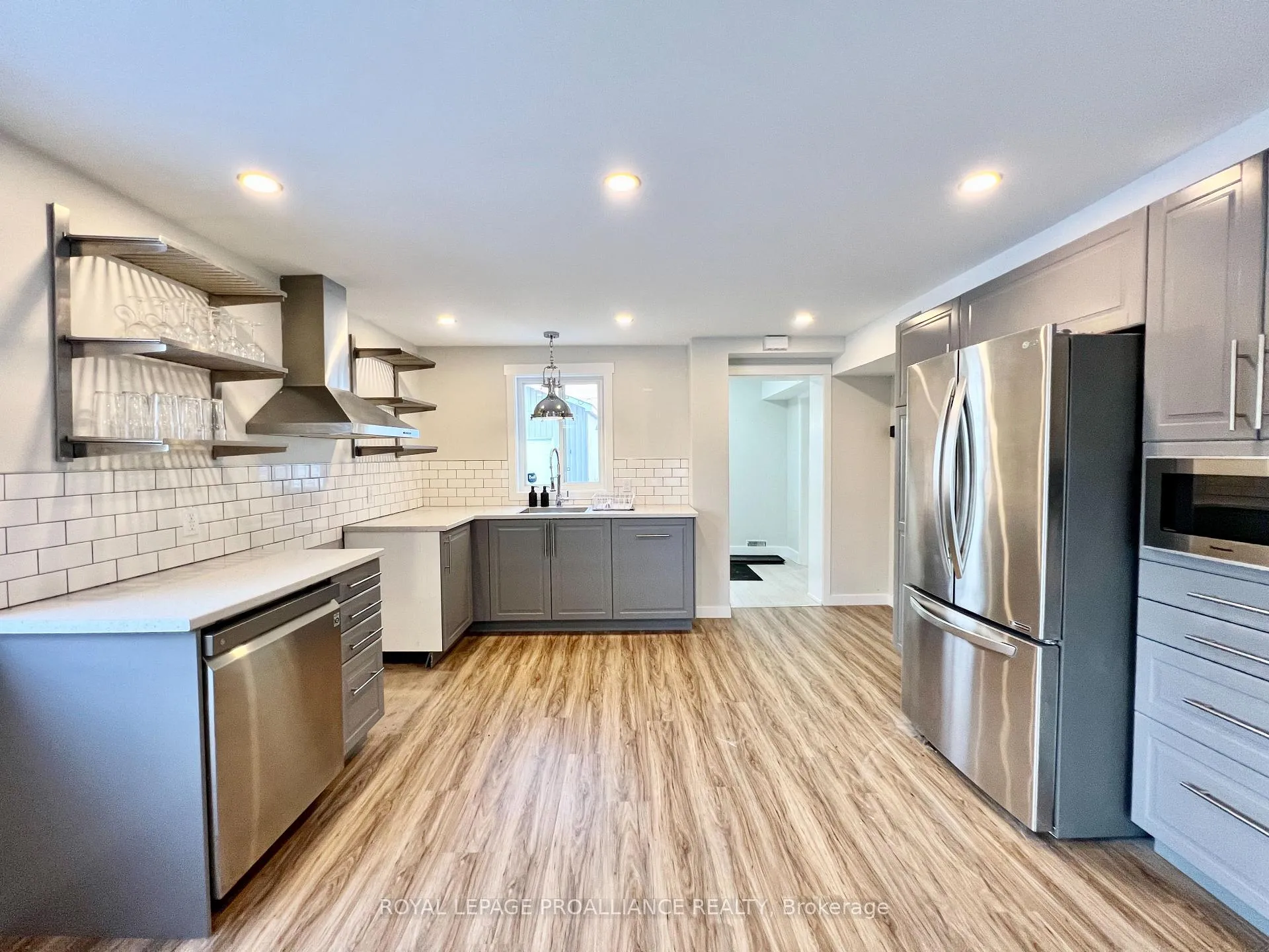 Photo 8 of 51 Reddick Street, Prince Edward County, Ameliasburgh — HOMEH