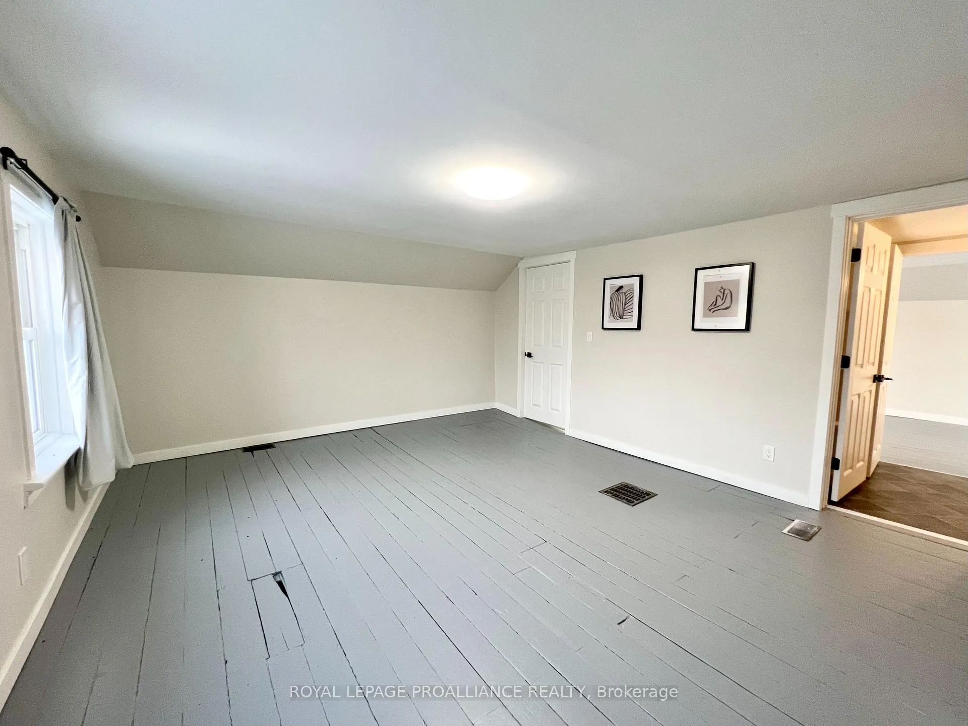 Photo 20 of 51 Reddick Street, Prince Edward County, Ameliasburgh — HOMEH
