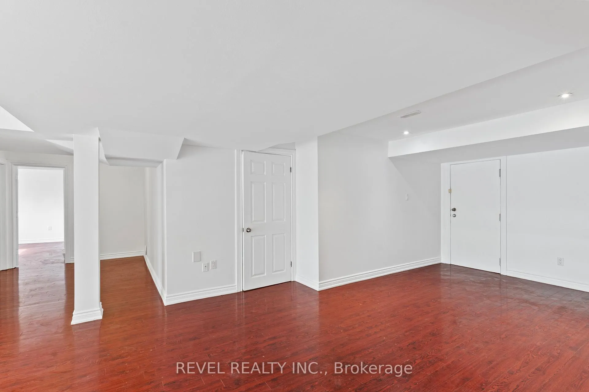 Photo 7 of 53 Muscat Crescent, Ajax, Northeast Ajax — HOMEH