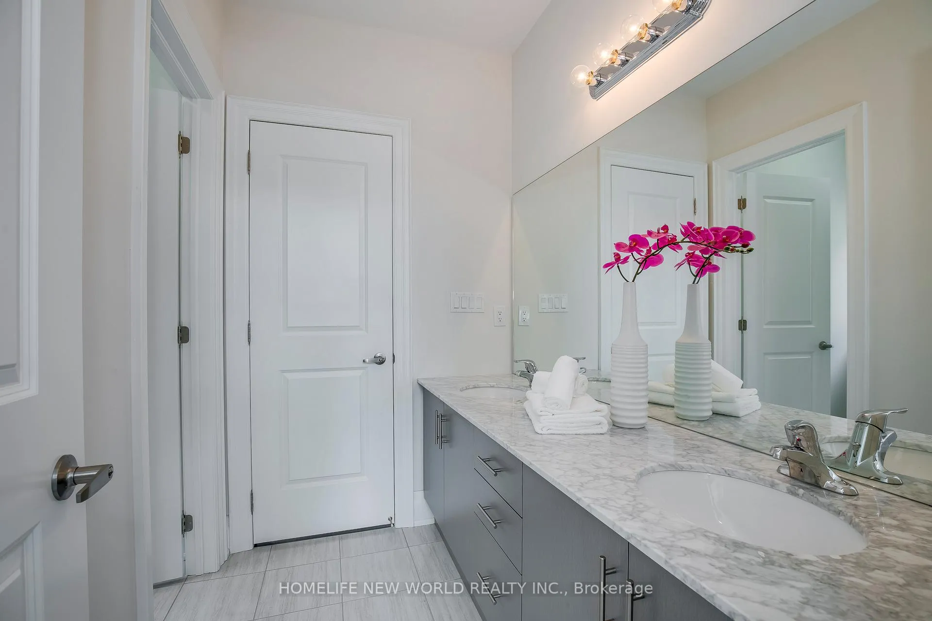 Photo 21 of 333 Torrey Pines Road, Vaughan, Kleinburg — HOMEH