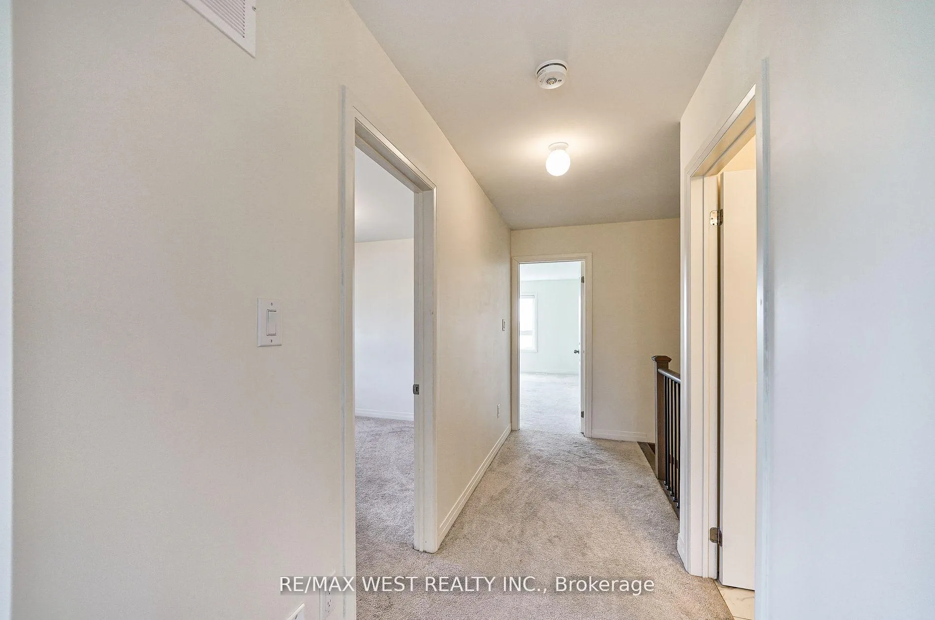 Photo 15 of 100 Sailors Landing, Clarington, Bowmanville — HOMEH
