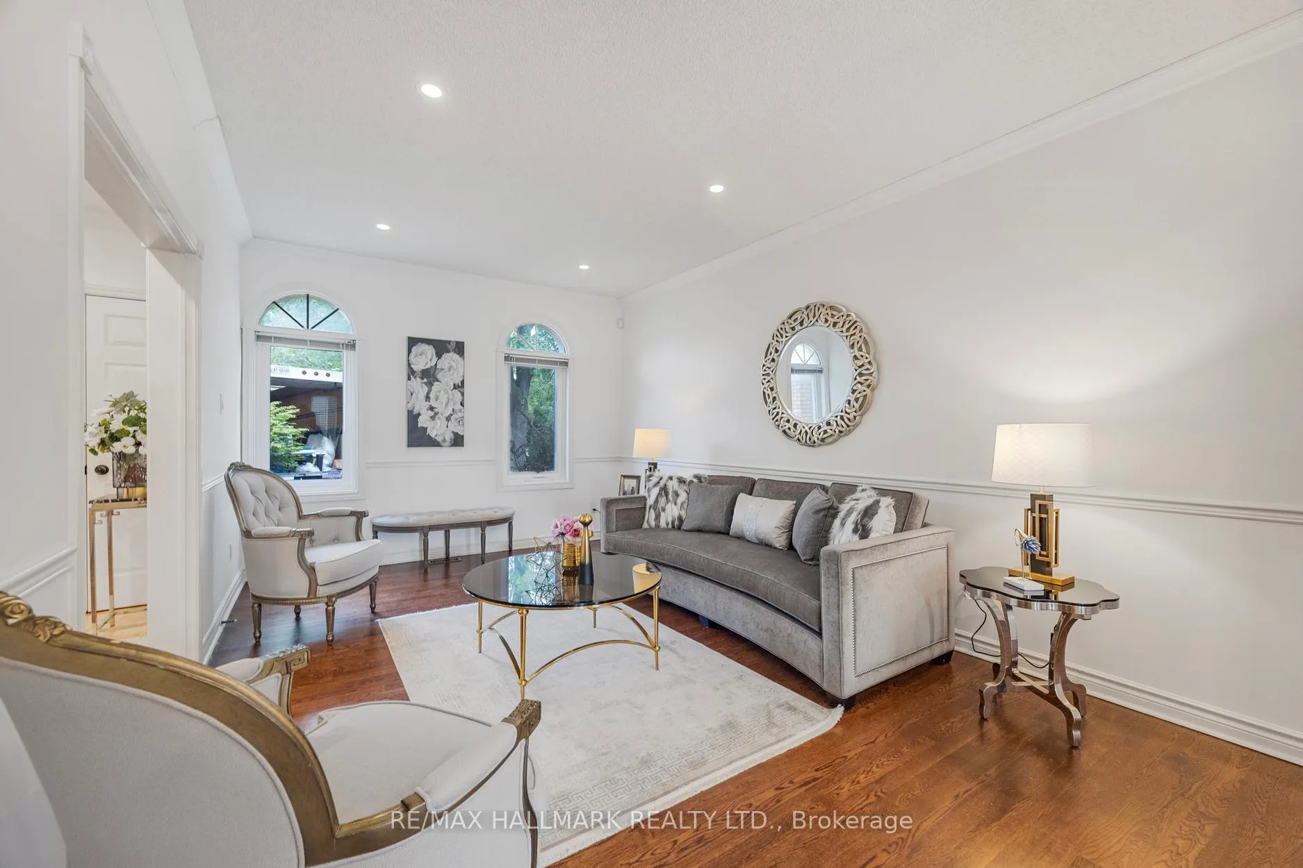 Photo 10 of 59 Oatlands Crescent, Richmond Hill, Mill Pond — HOMEH