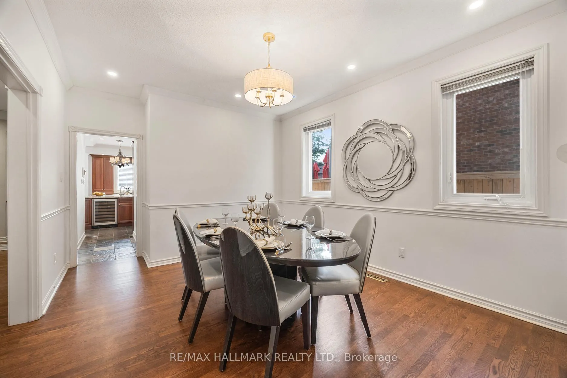 Photo 13 of 59 Oatlands Crescent, Richmond Hill, Mill Pond — HOMEH