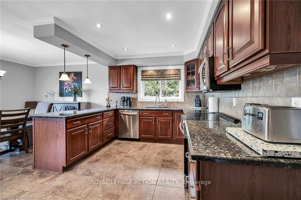 Photo 11 of 244 McGill Road, Brant, Brantford Twp — HOMEH
