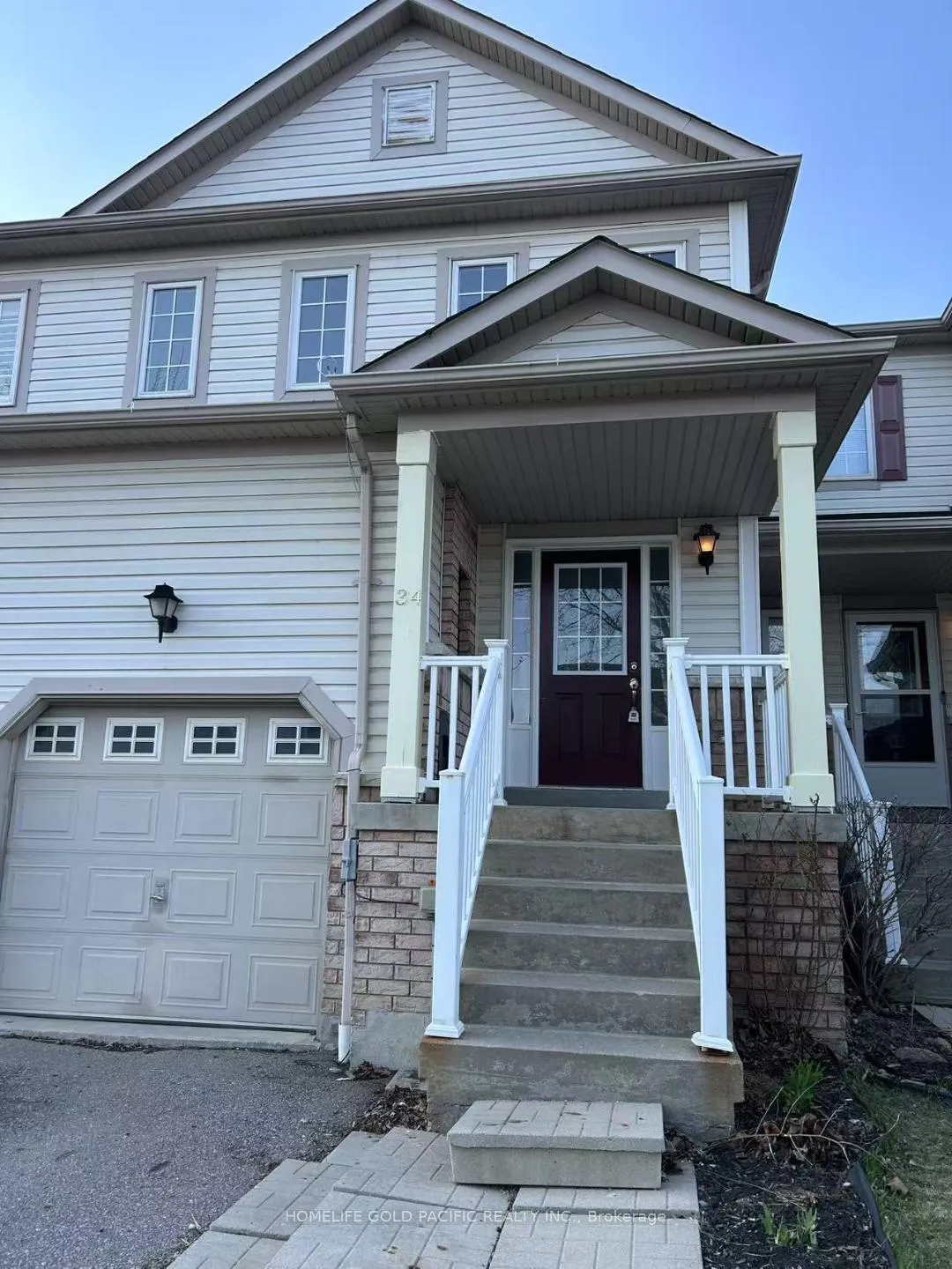 Photo 1 of 34 Robideau Place, Whitby, Pringle Creek — HOMEH